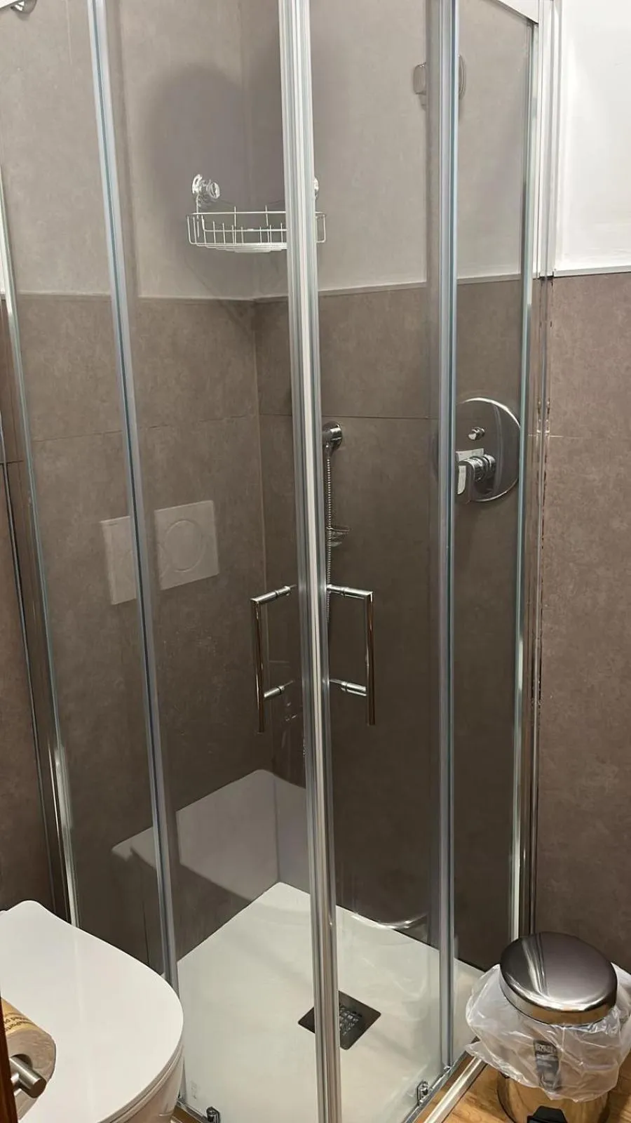 Shower in Hotel Lieto Soggiorno