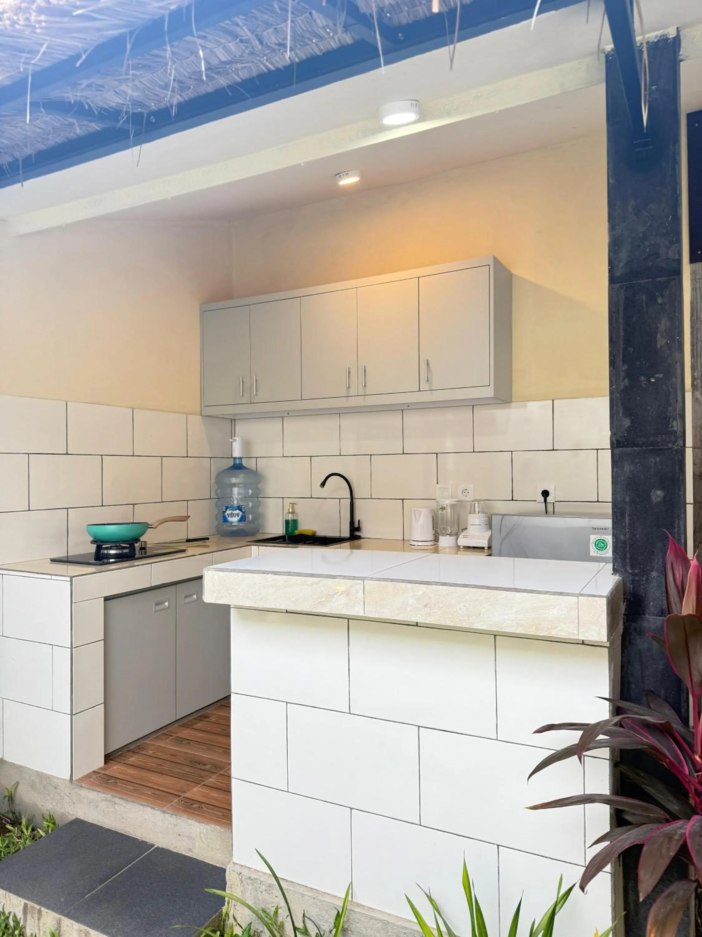 Kitchen or kitchenette in Willy Homestay