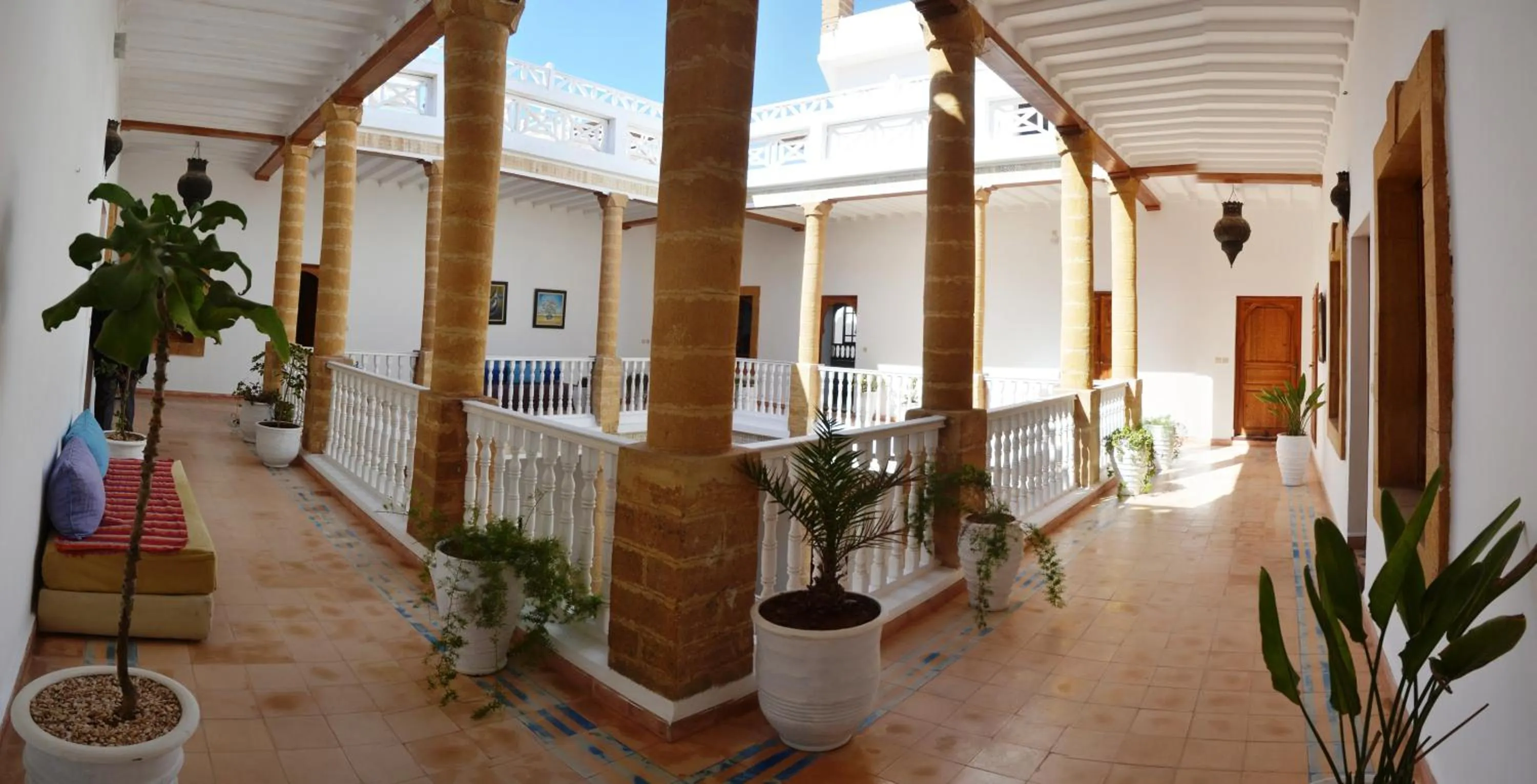 Property building in Palais Des Remparts