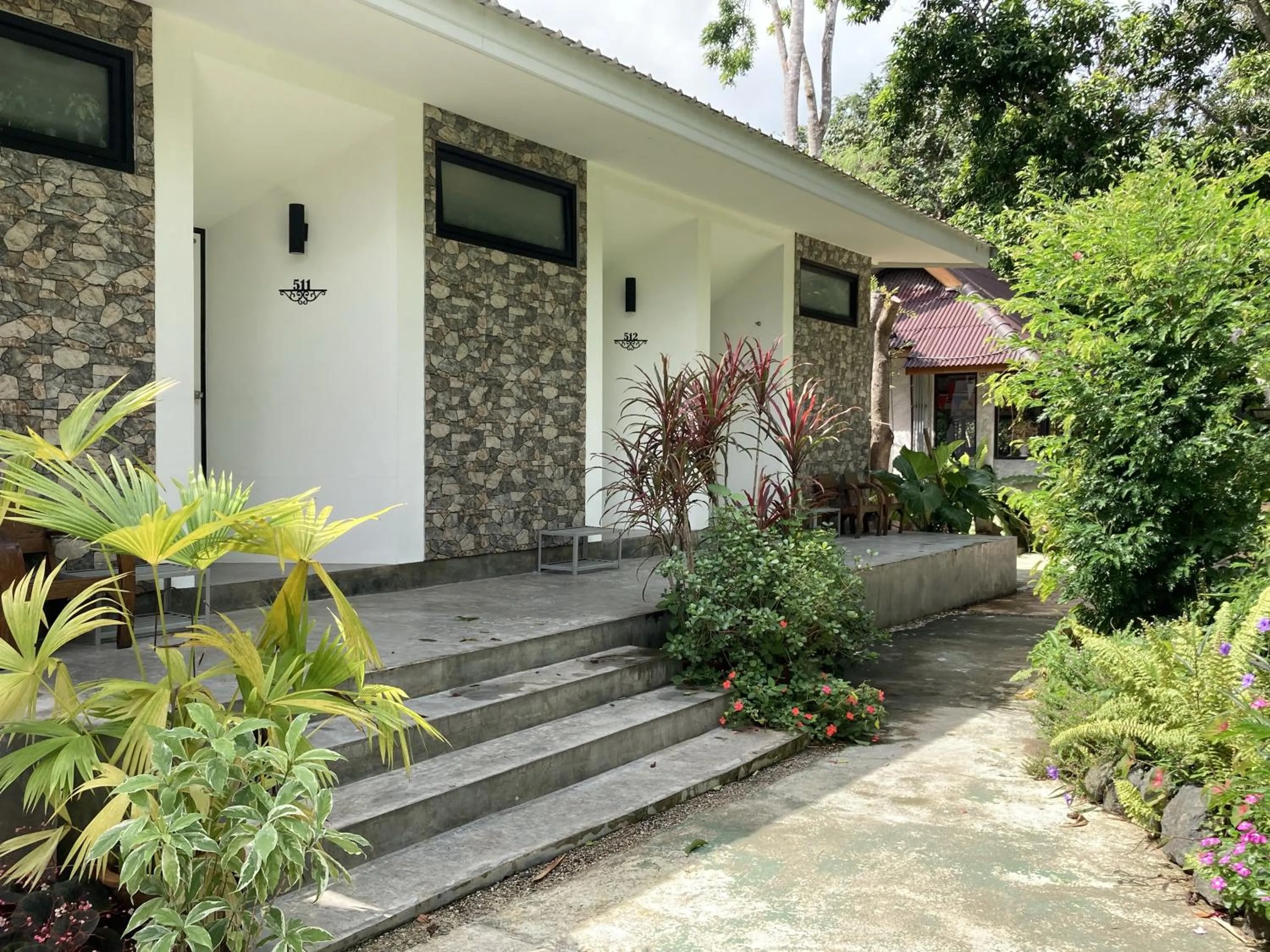 Property building in Maesa Greenery Hill SHA