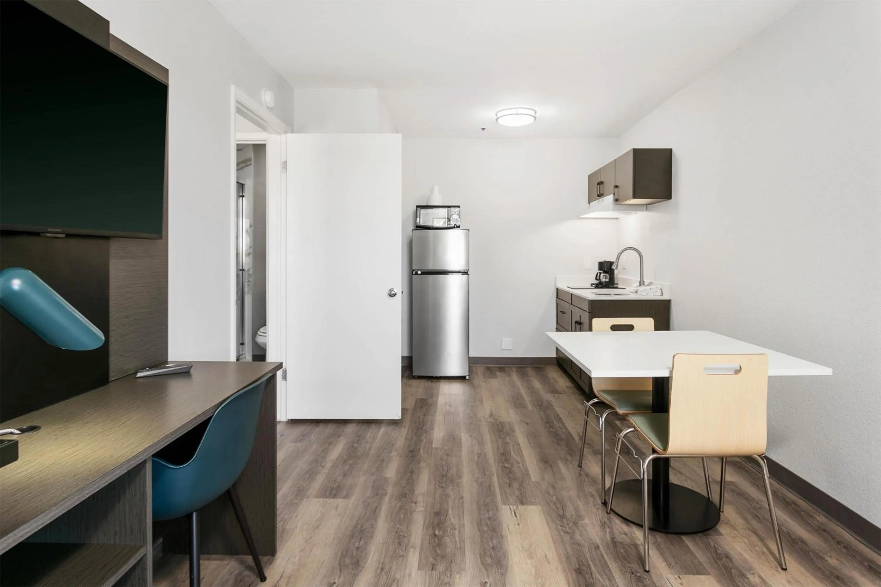 Other in Studio 6 Tempe, AZ Elliot Road