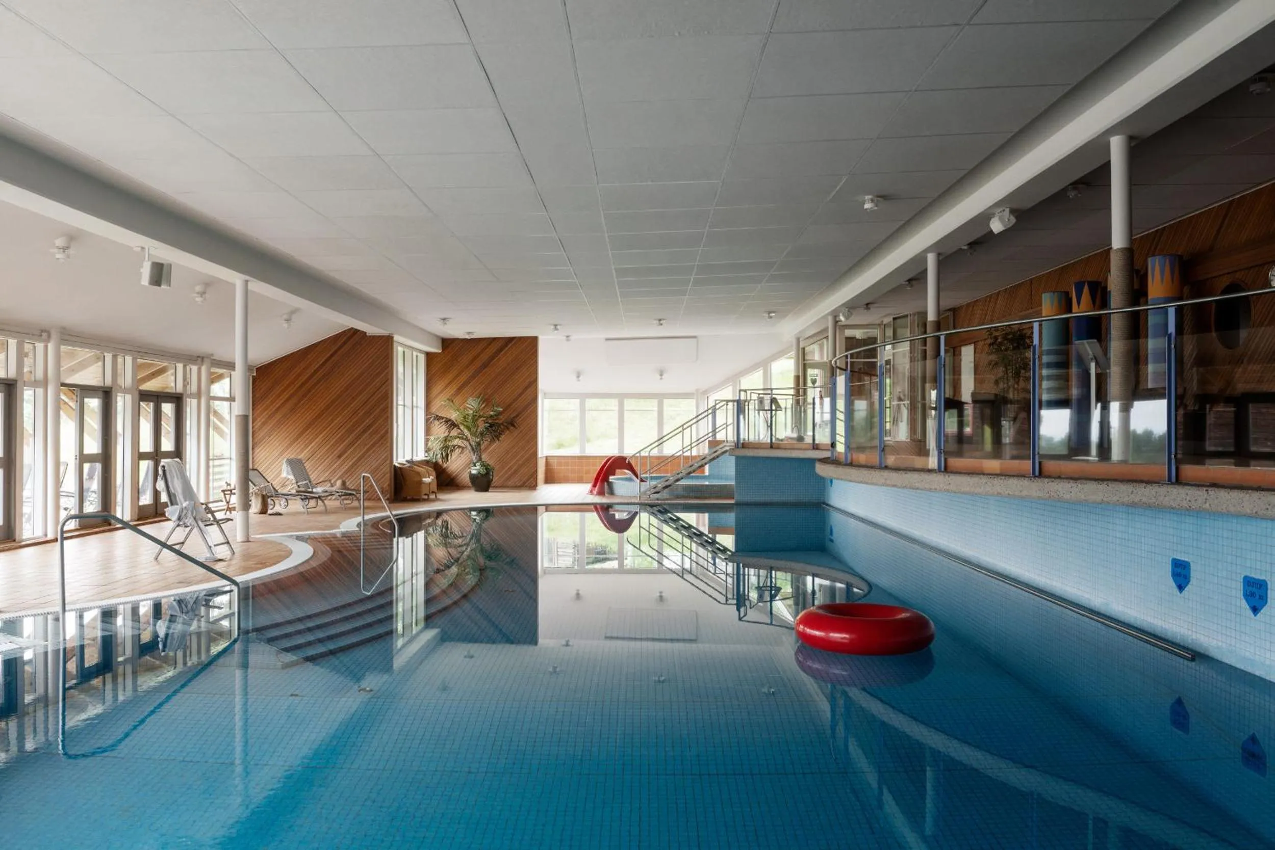 Swimming pool in Hotell Gyllene Hornet