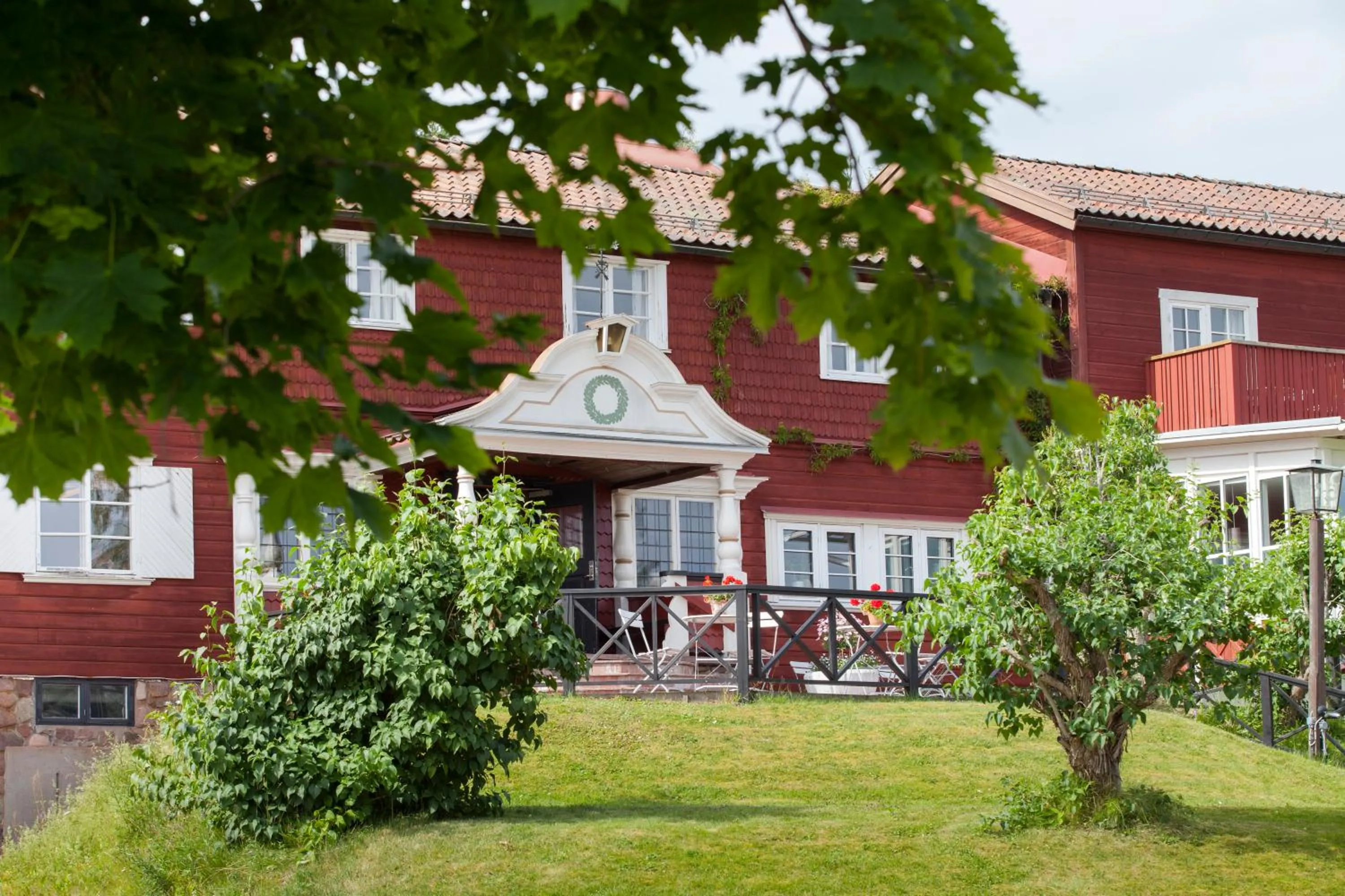 Facade/entrance in Hotell Gyllene Hornet