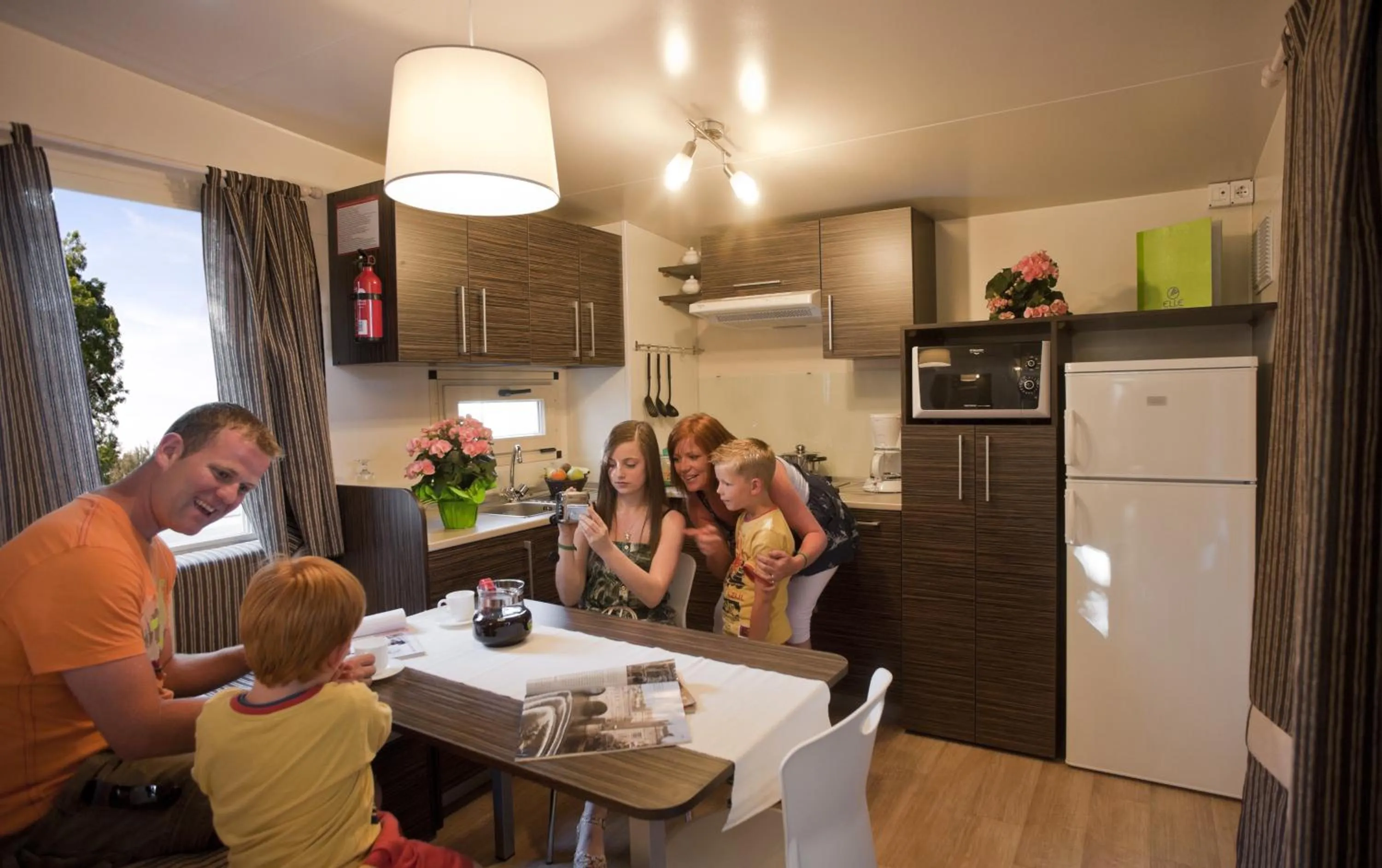 People in hu I Pini village