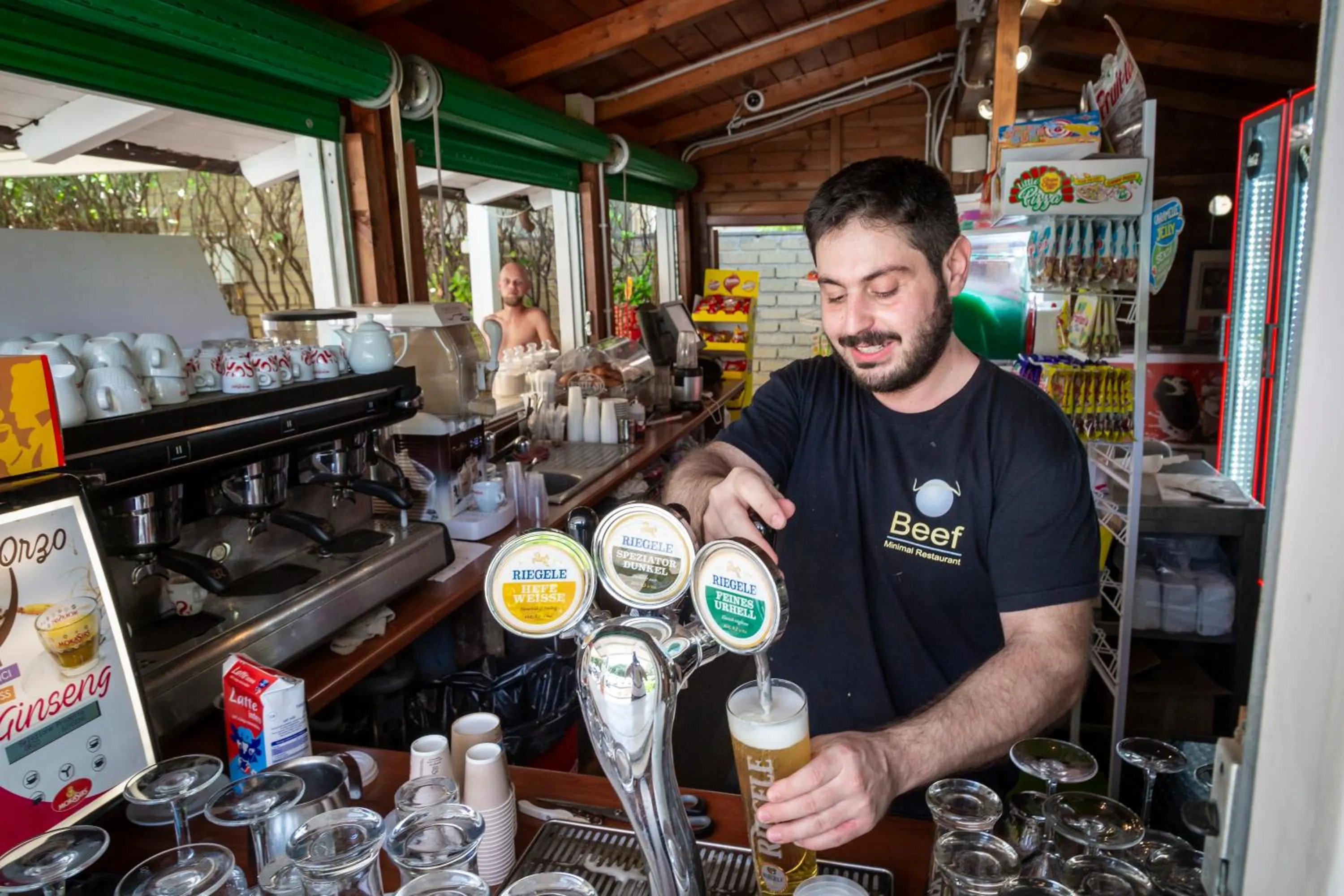 Restaurant/places to eat in hu I Pini village