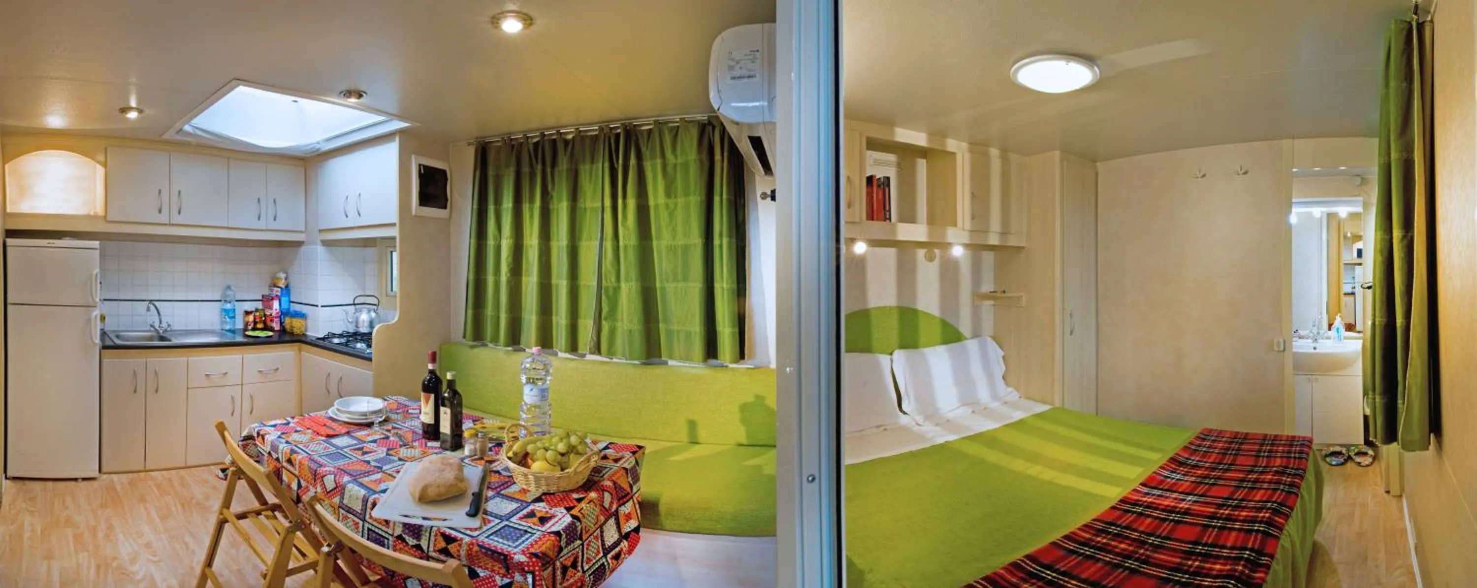 Kitchen or kitchenette in hu I Pini village