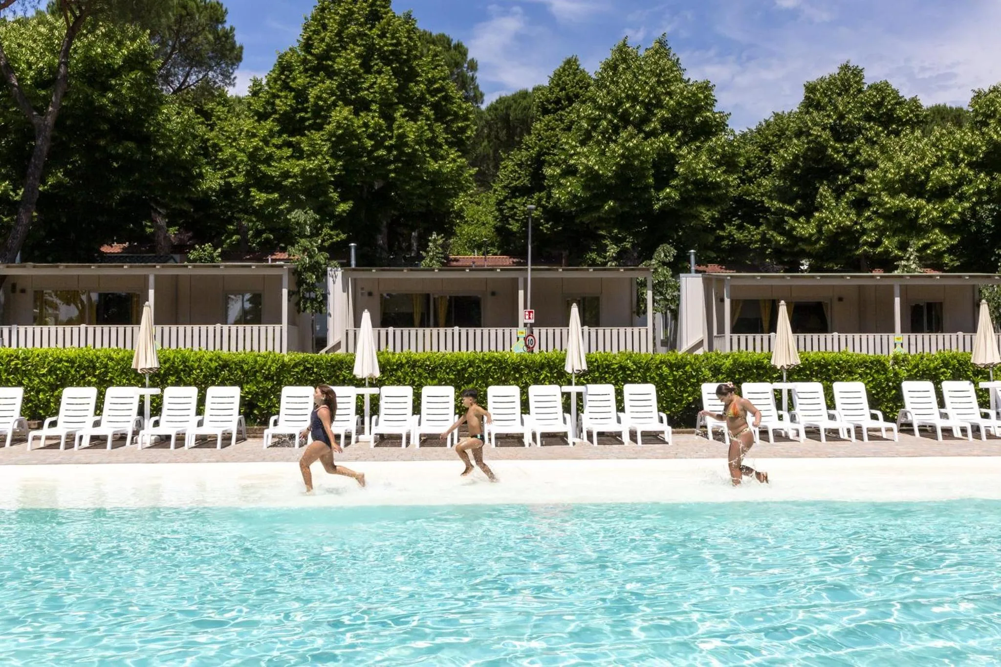 Day in hu I Pini village