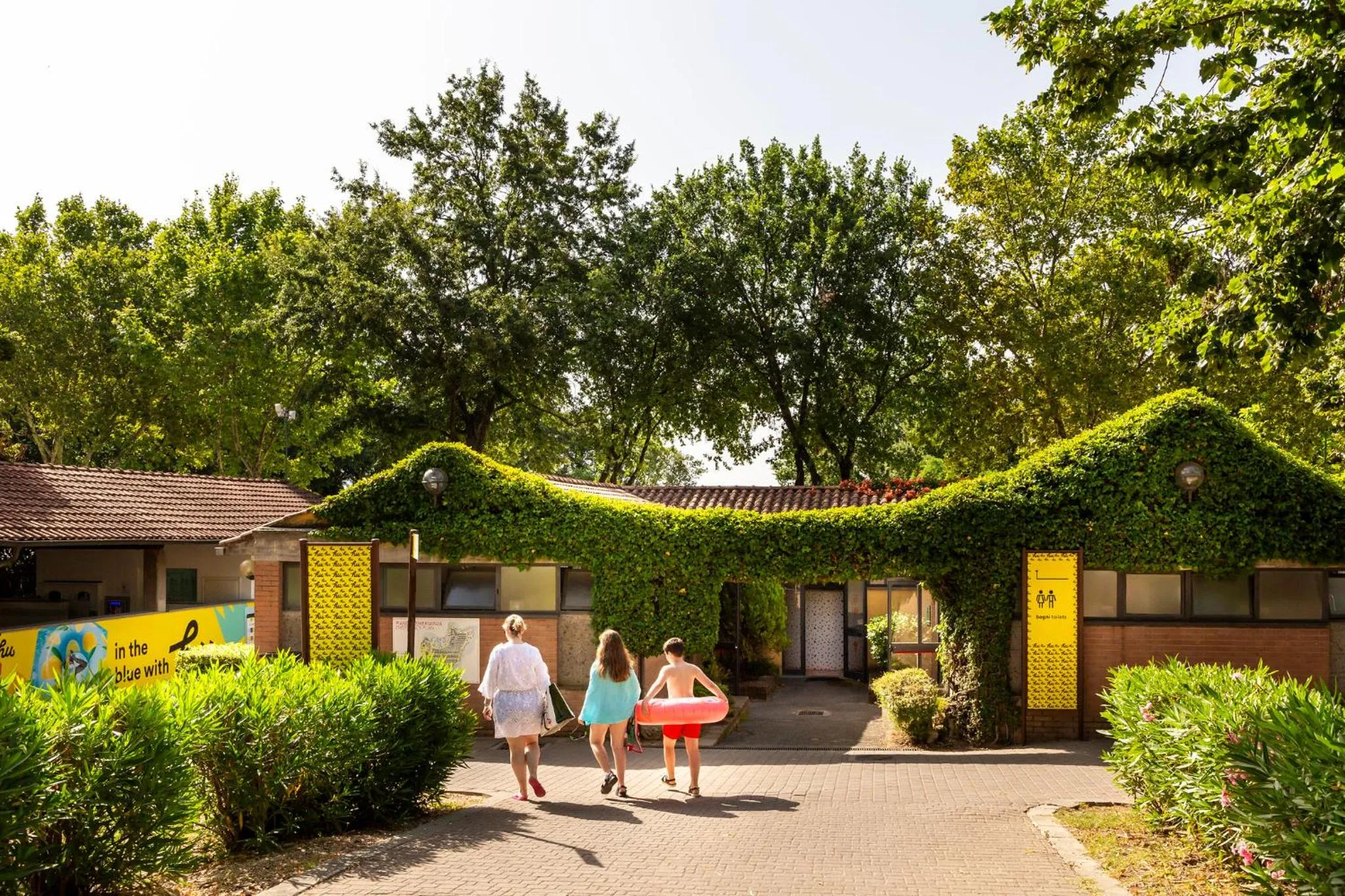 Property building in hu I Pini village