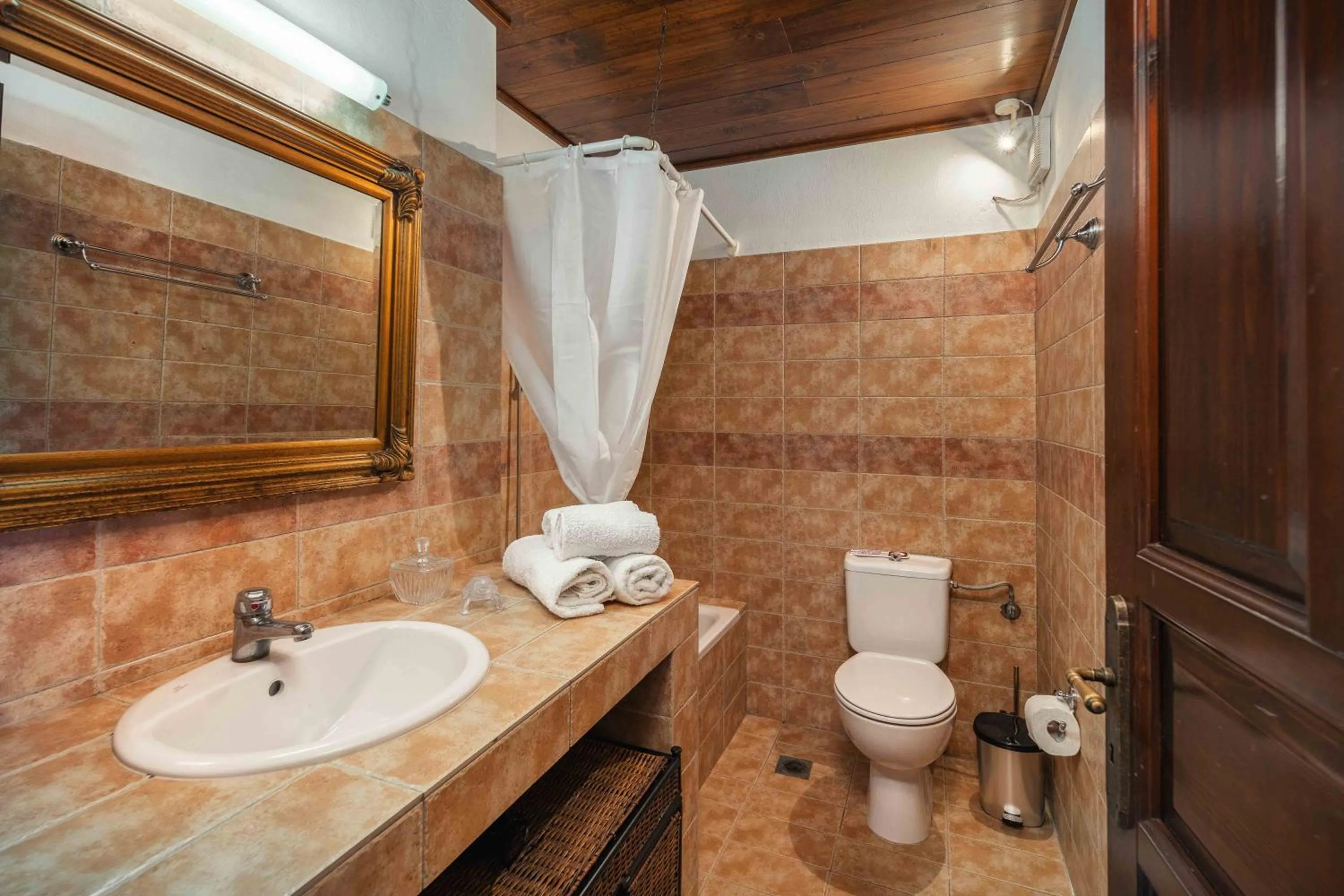 Bathroom in Studios Kilindra