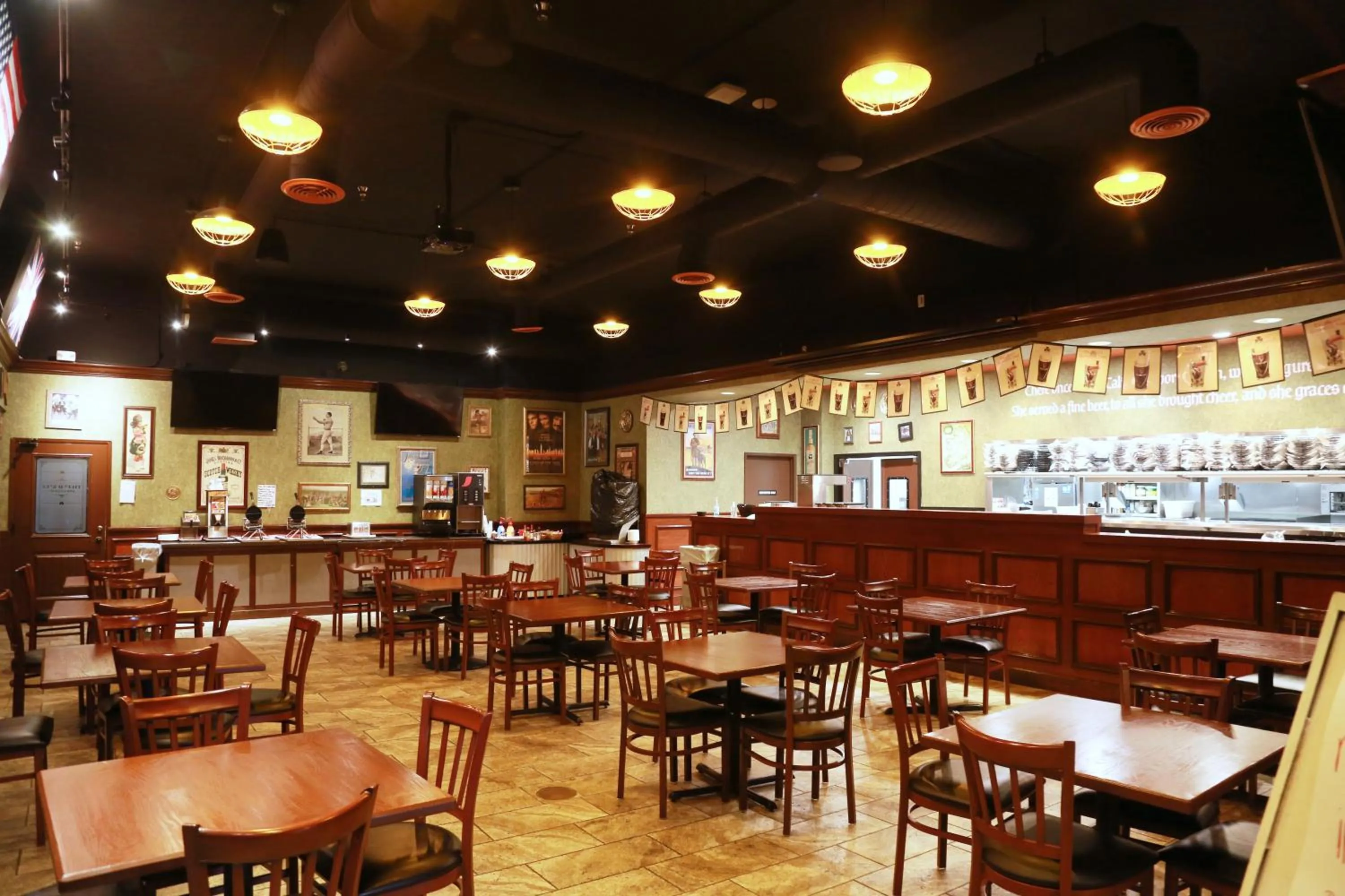 Restaurant/places to eat in Ramada by Wyndham Fresno North