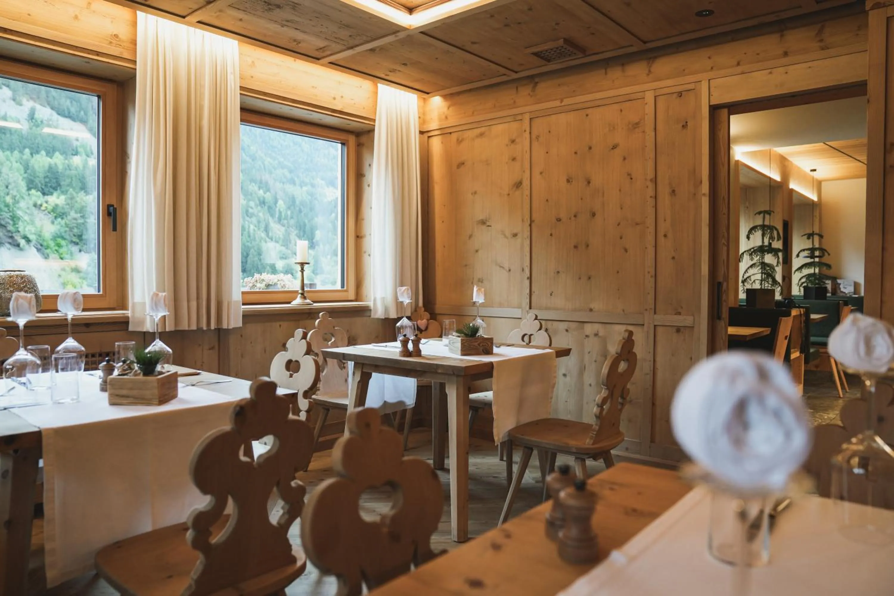 Restaurant/places to eat in Hotel Gallia