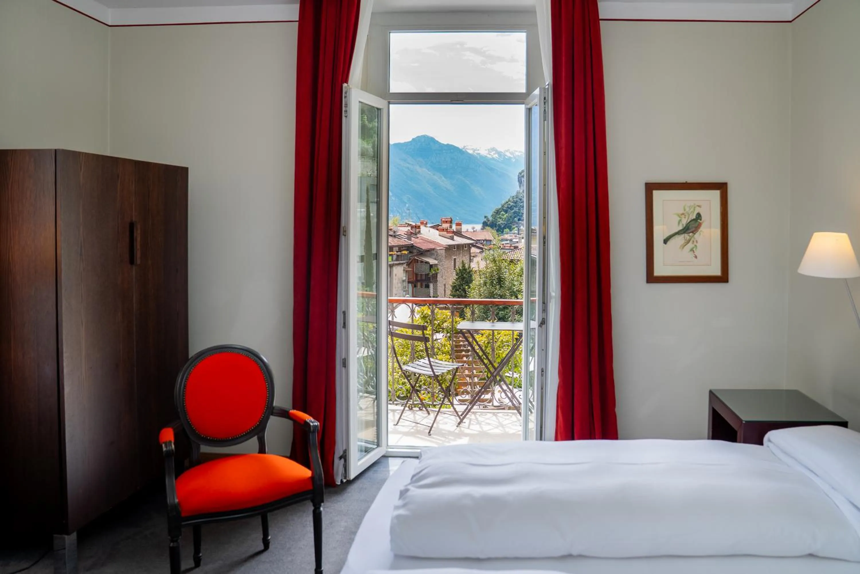 Bed in Villa Miravalle