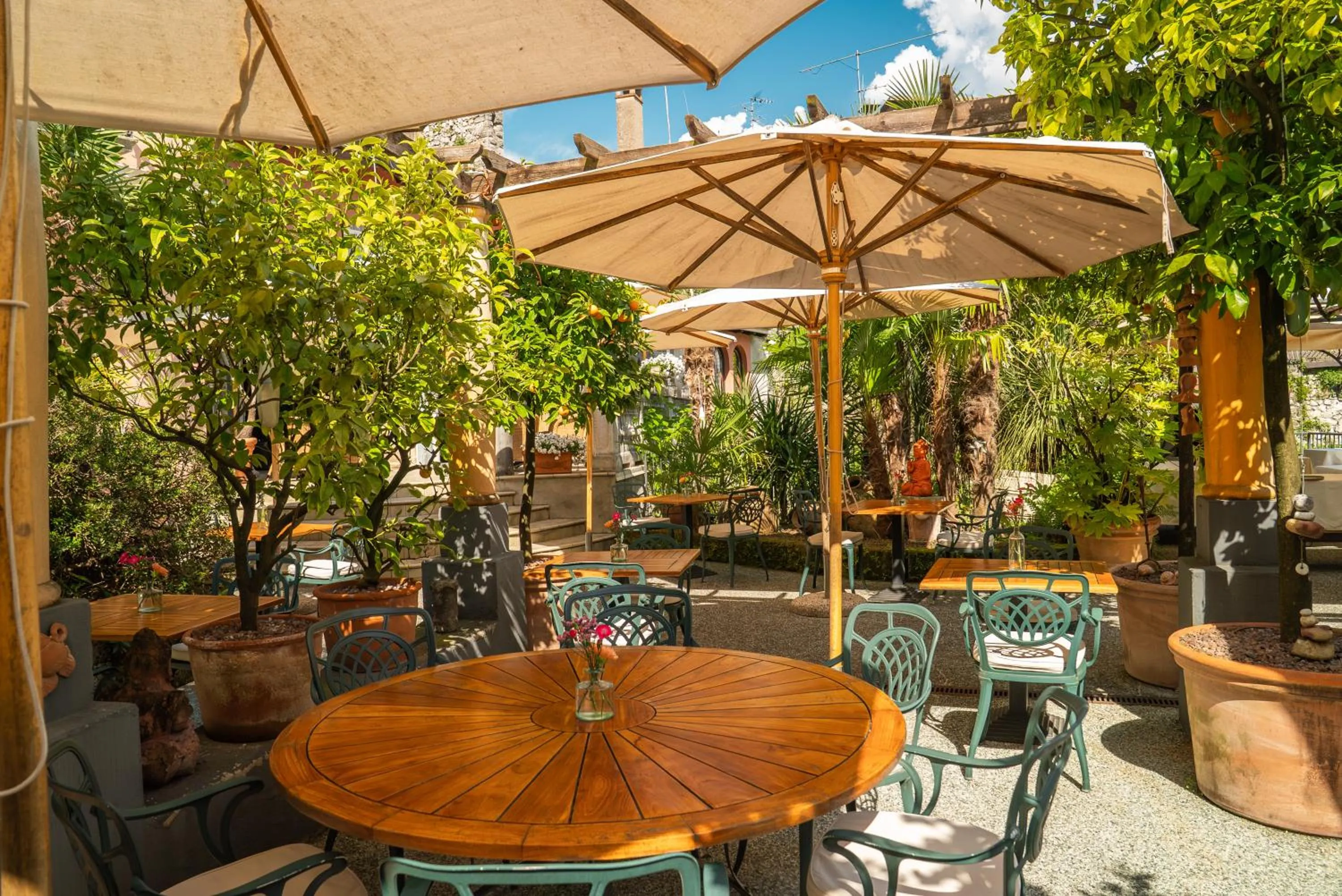 Day in Villa Miravalle