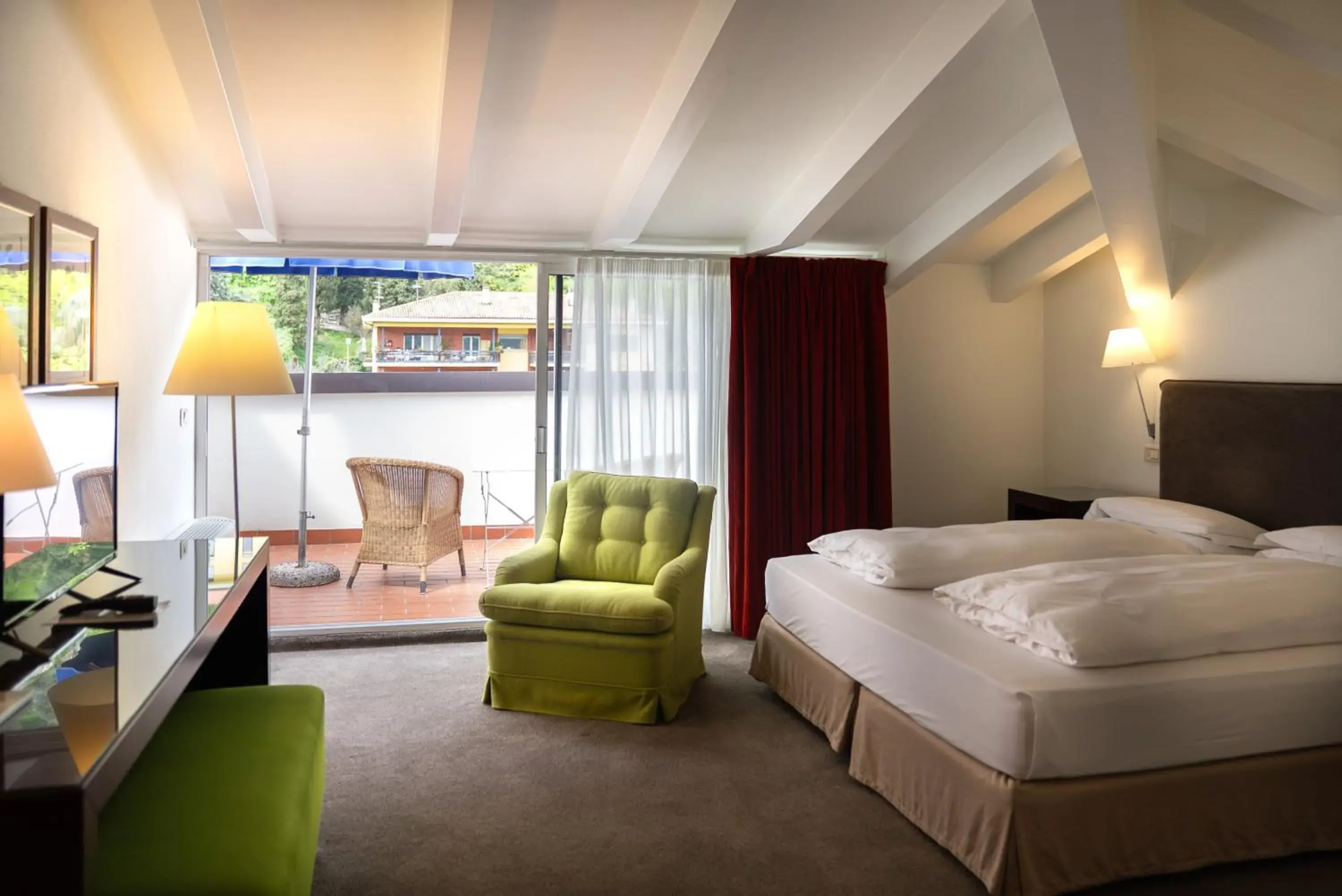 Superior Double or Twin Room in Villa Miravalle Superior Double or Twin Room in Villa Miravalle