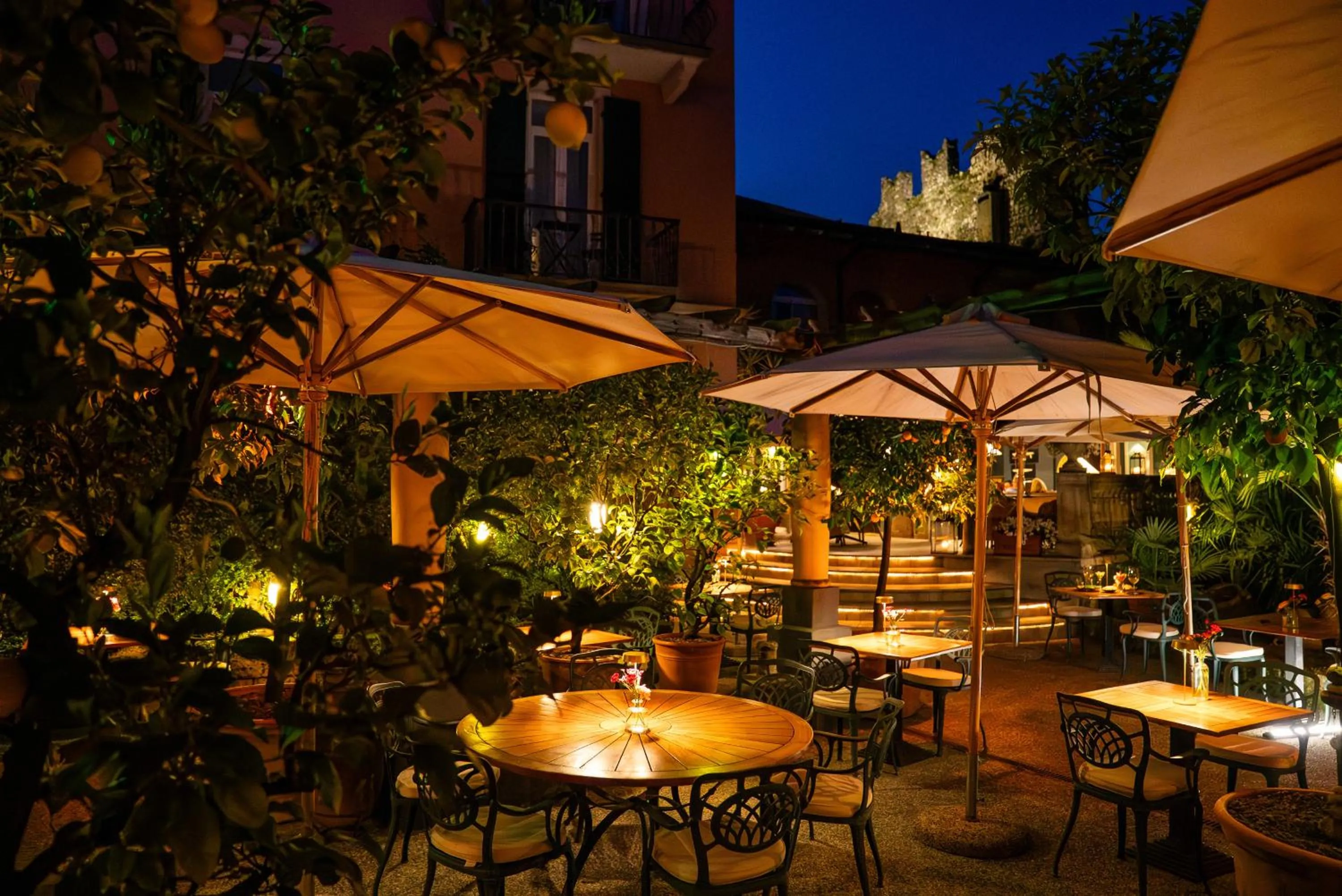 Property building in Villa Miravalle