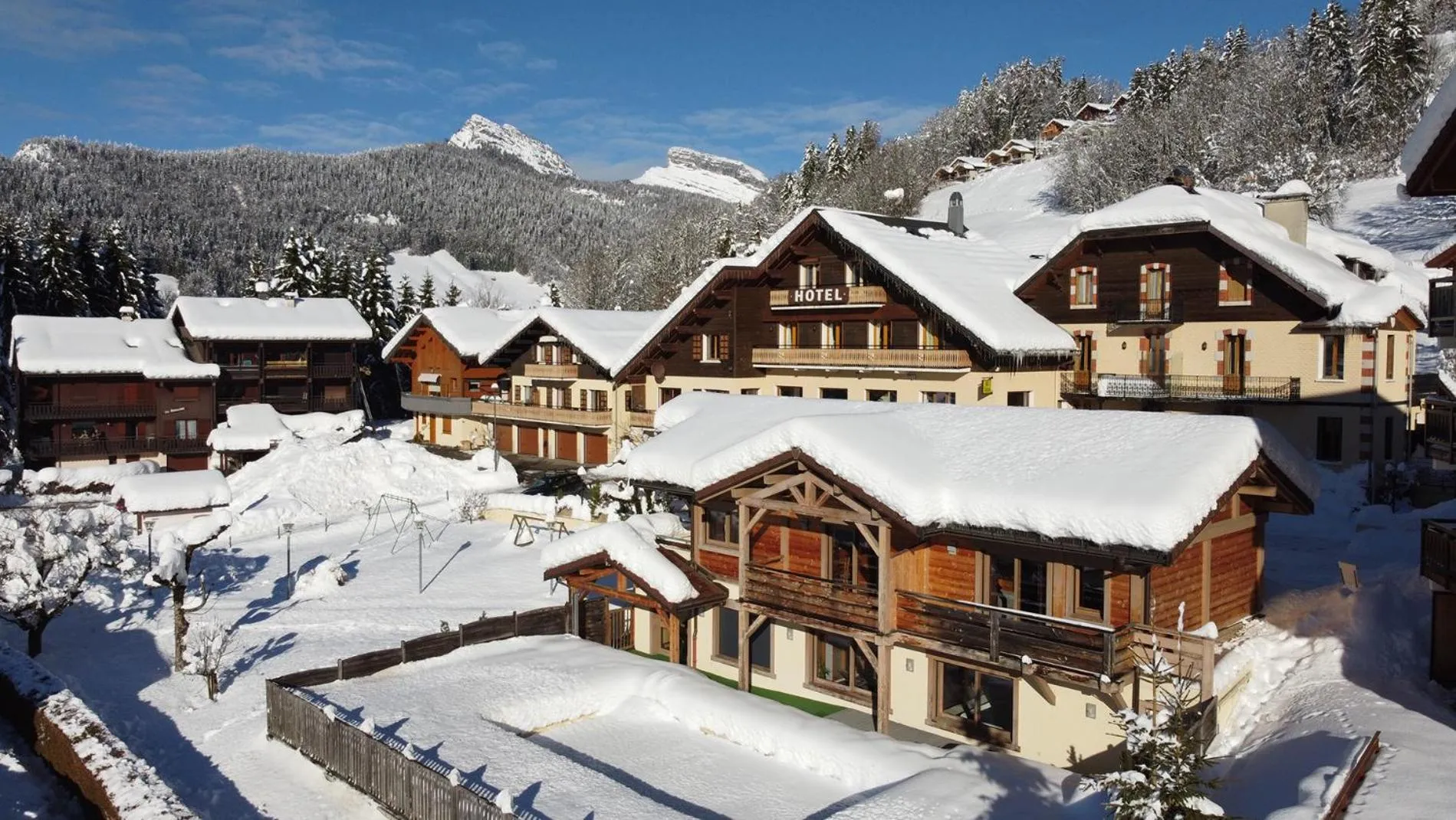 Property building in Logis Hotel & Spa Beau-Site