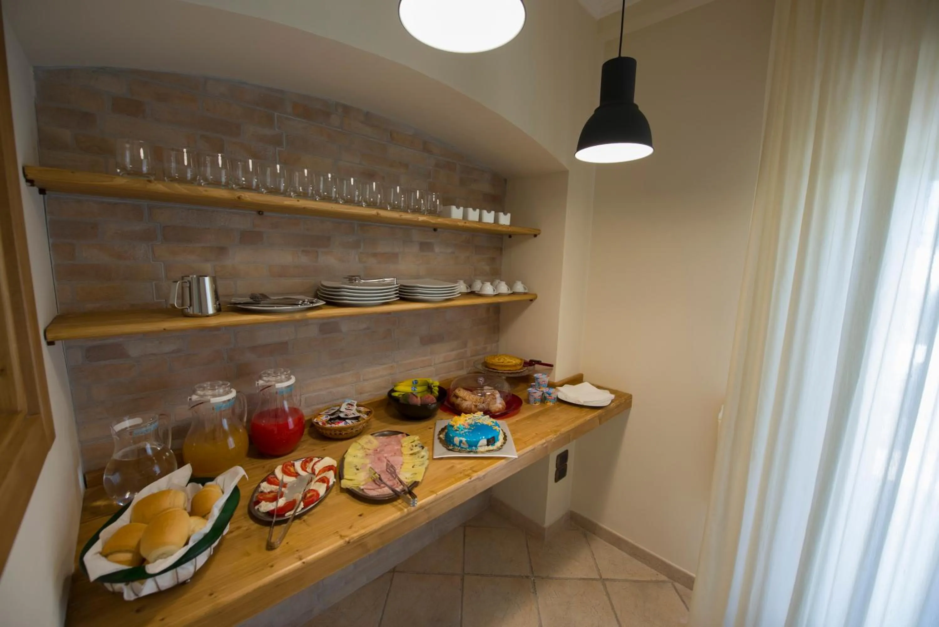 Continental breakfast in Passo del Cavaliere