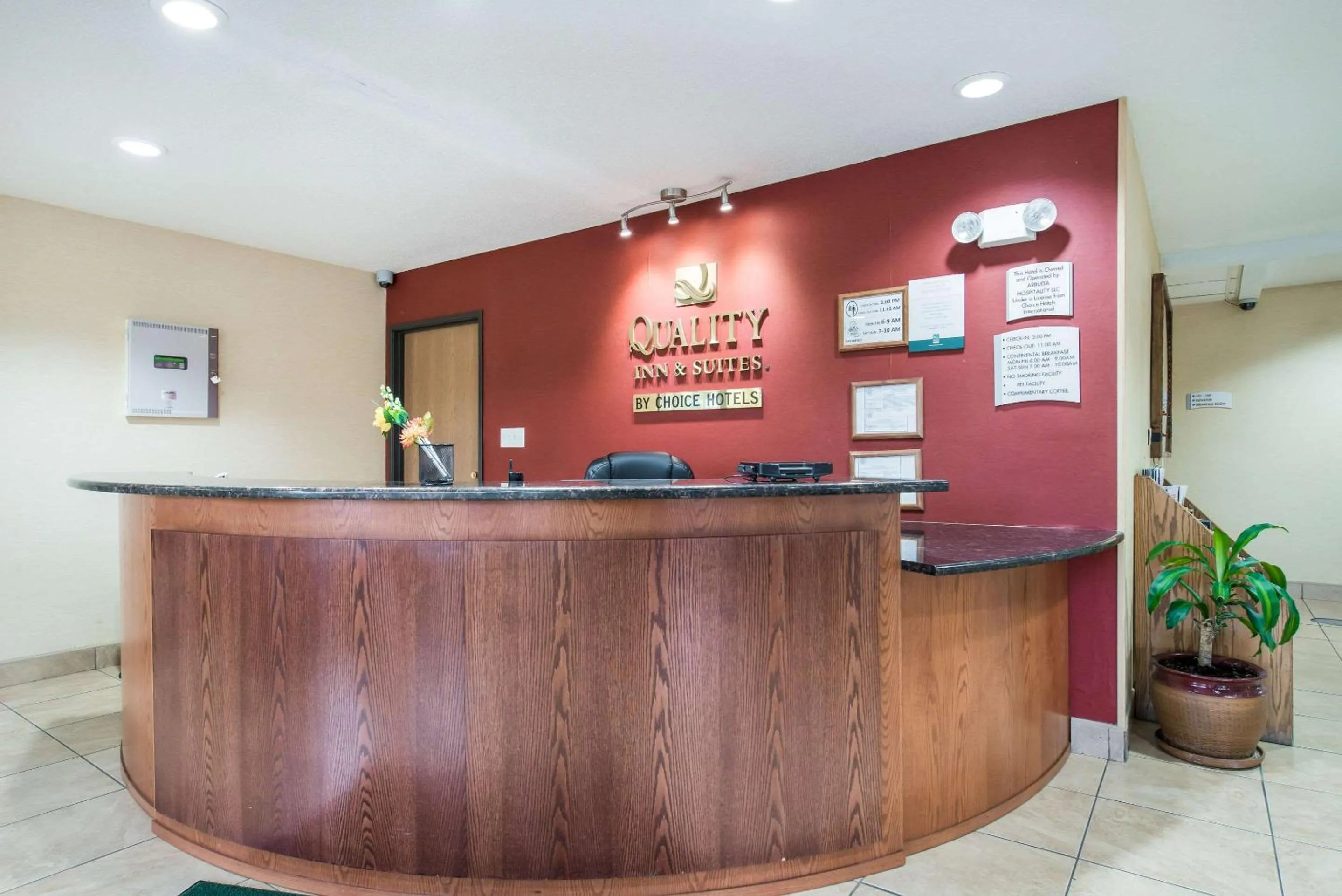 Lobby or reception in Quality Inn & Suites Menomonie