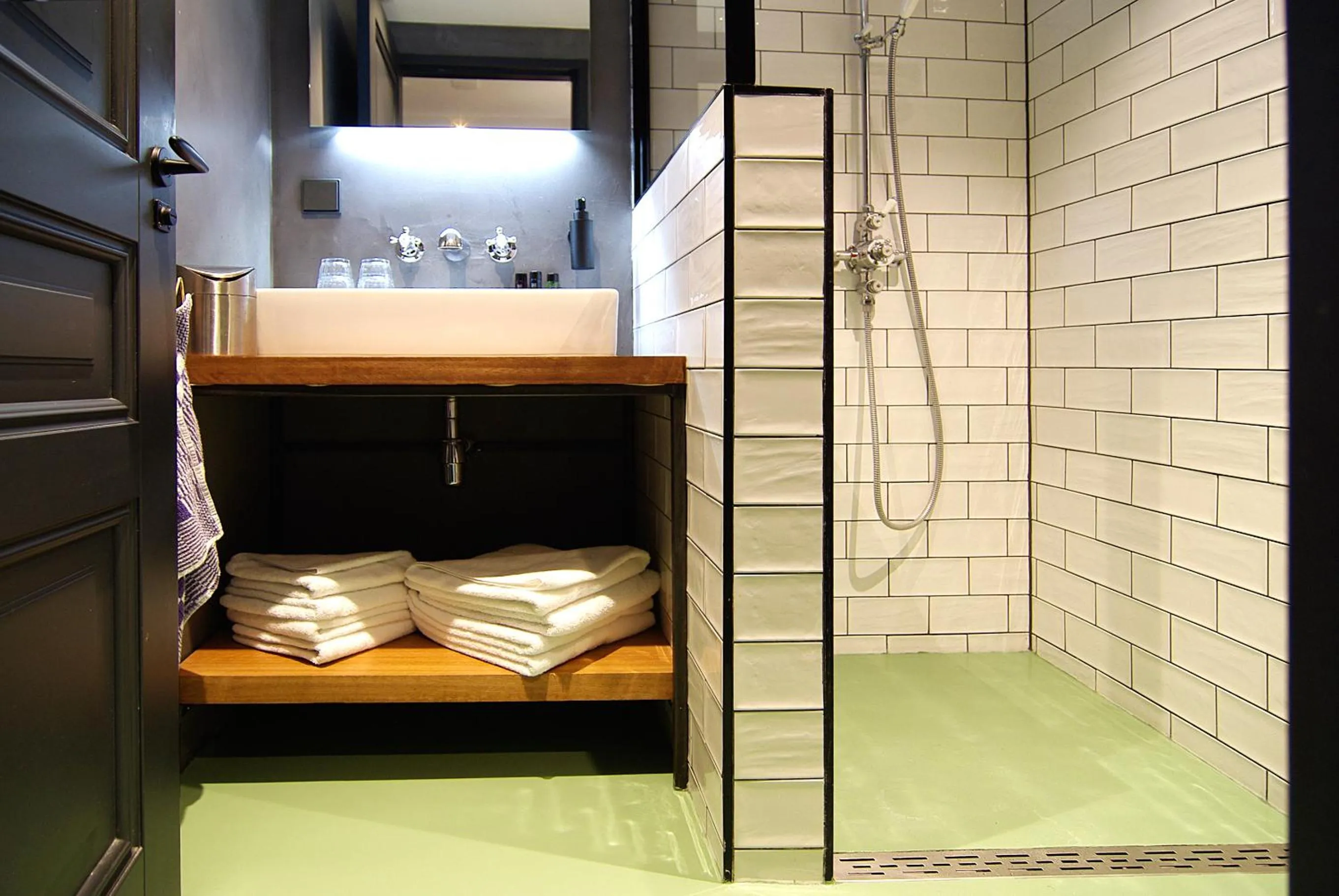 Bed in Authentic Farmhouse - De Vergulden Eenhoorn