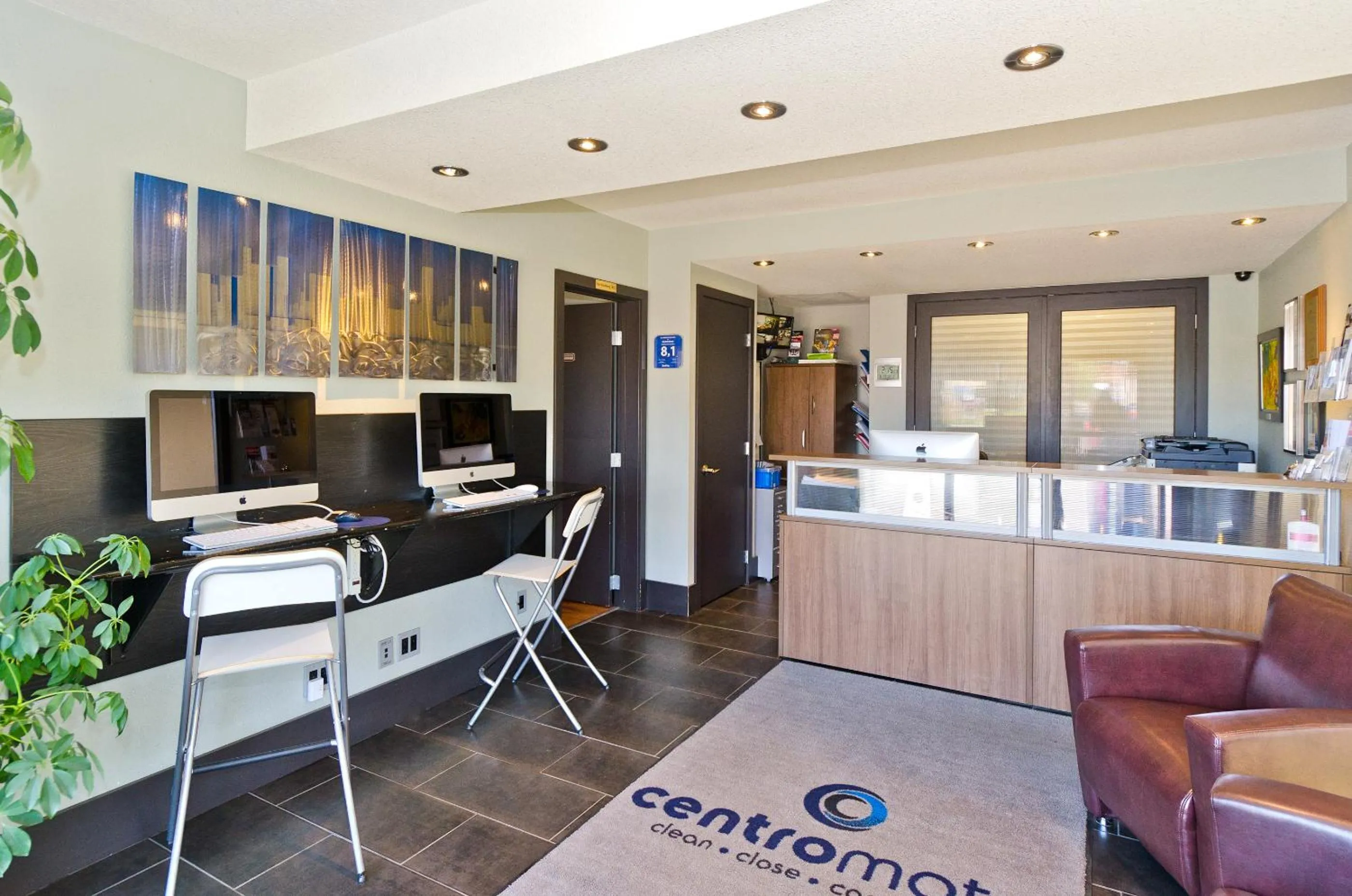 Lobby or reception in Centro Motel