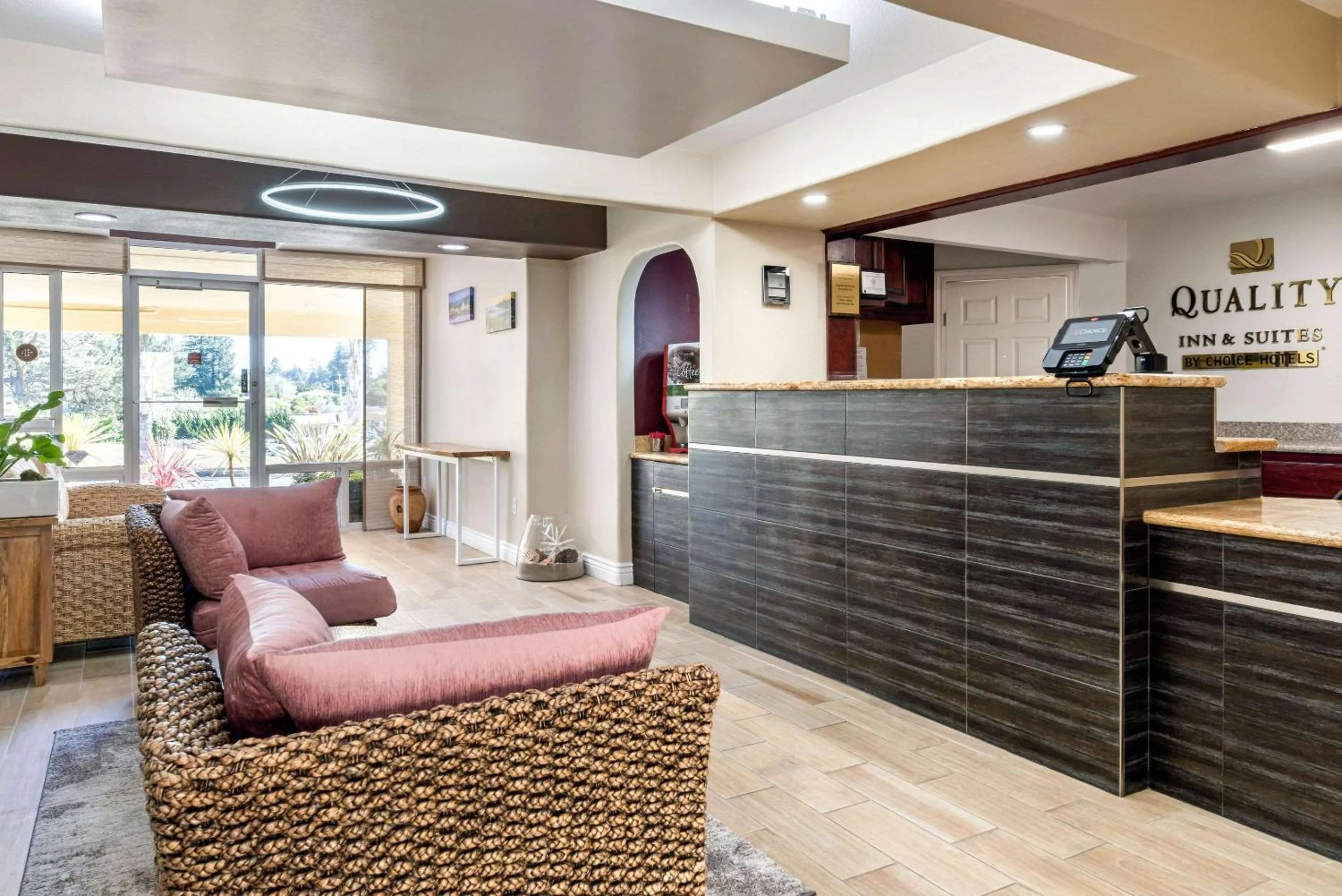 Lobby or reception in Quality Inn & Suites Capitola By the Sea