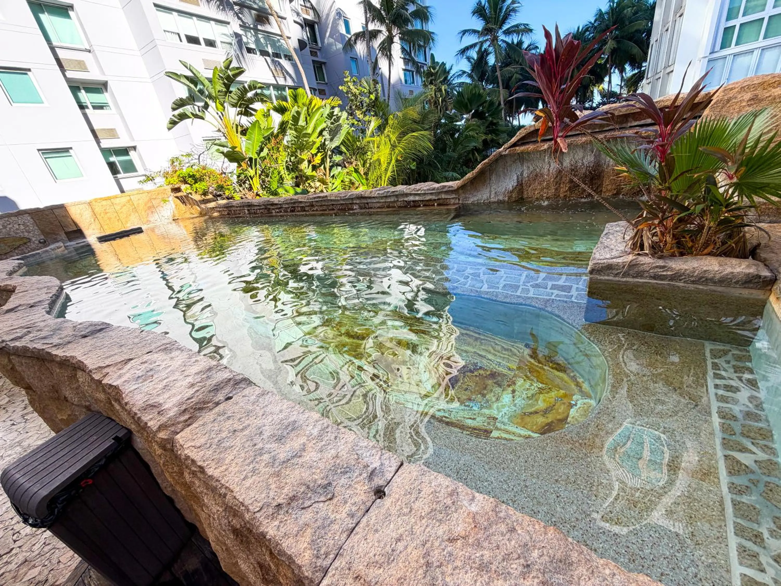 Hot Tub in Acacia Boutique Hotel