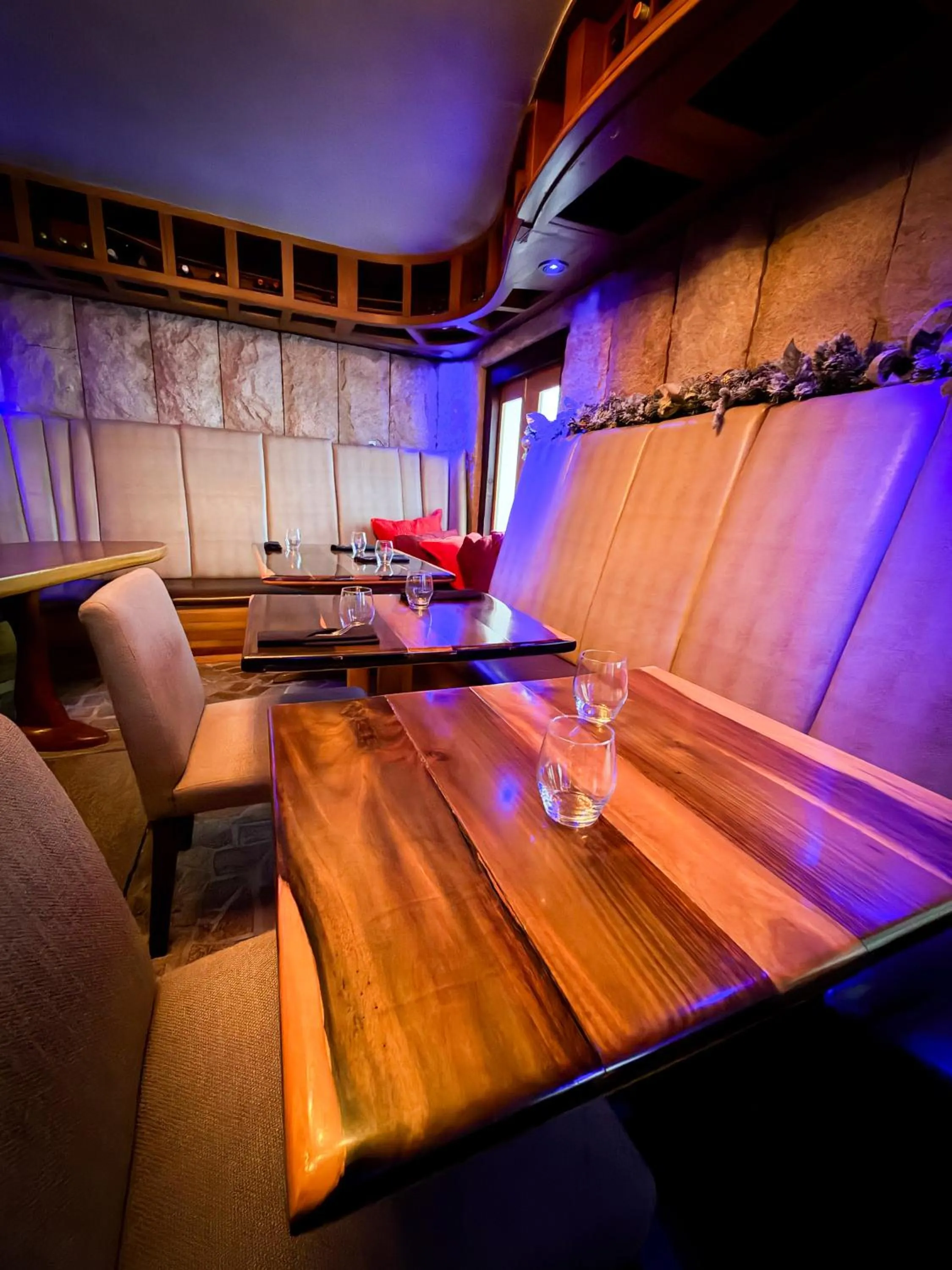 Restaurant/places to eat in Acacia Boutique Hotel