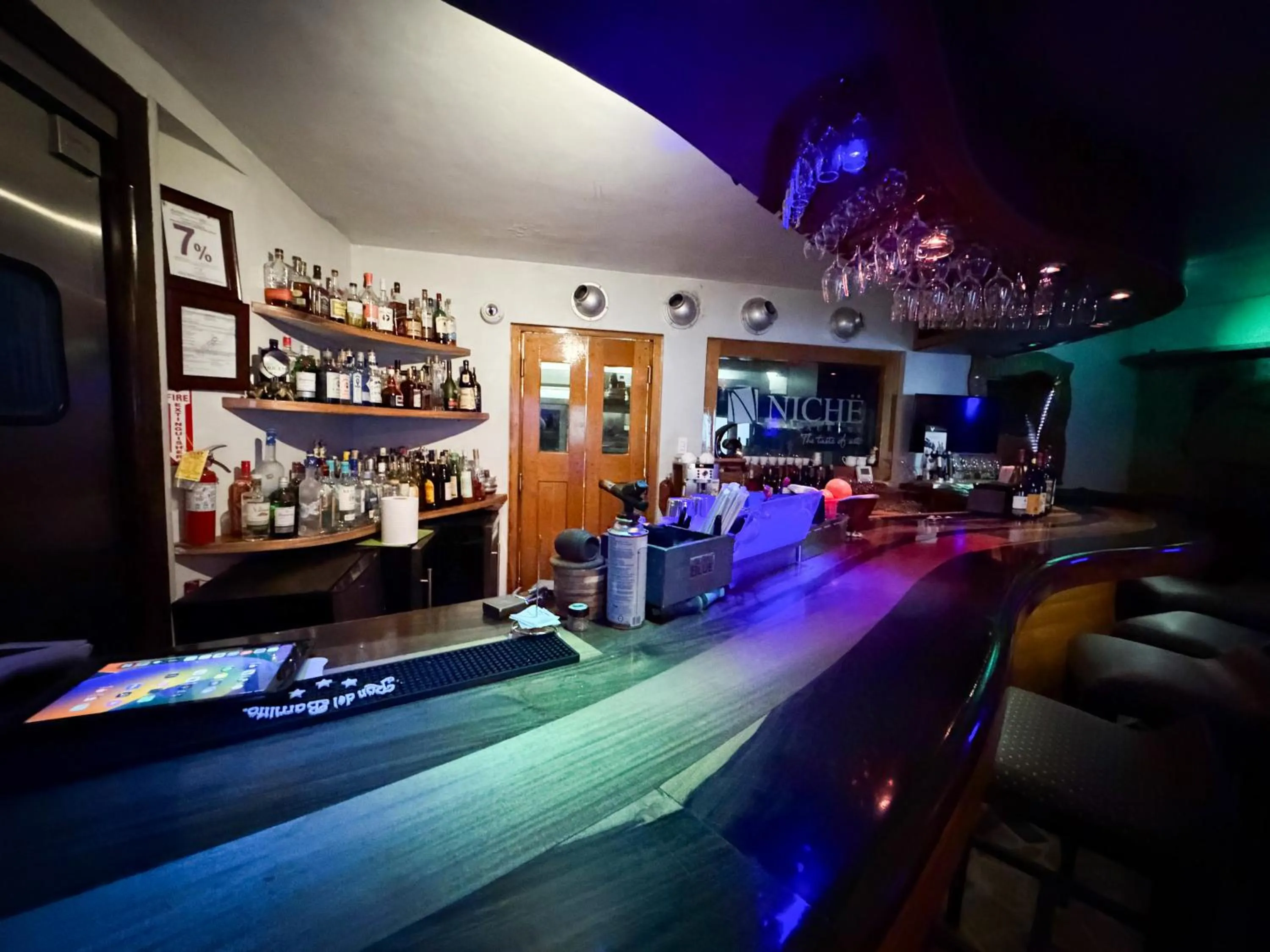 Restaurant/places to eat in Acacia Boutique Hotel