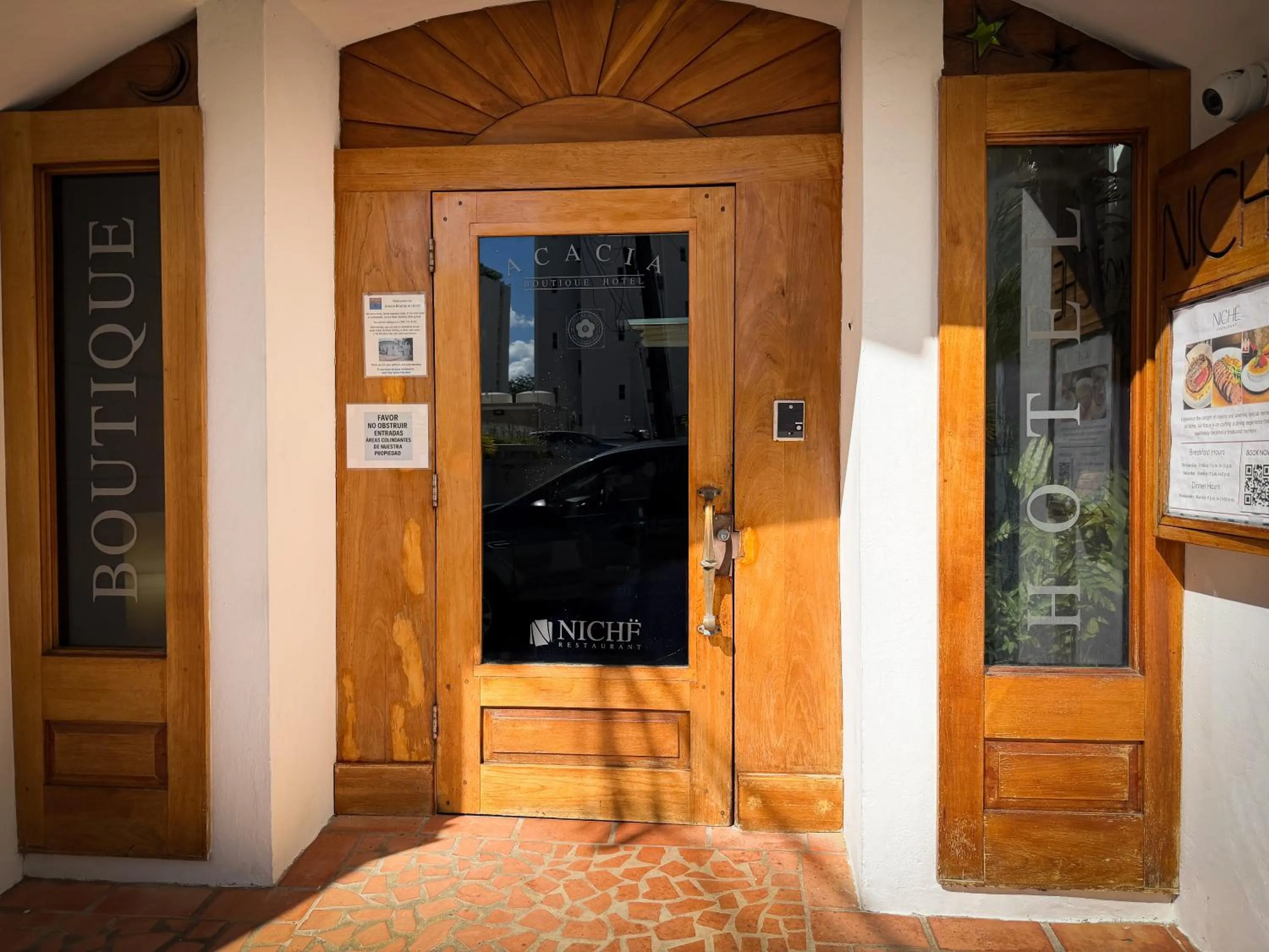Facade/entrance in Acacia Boutique Hotel