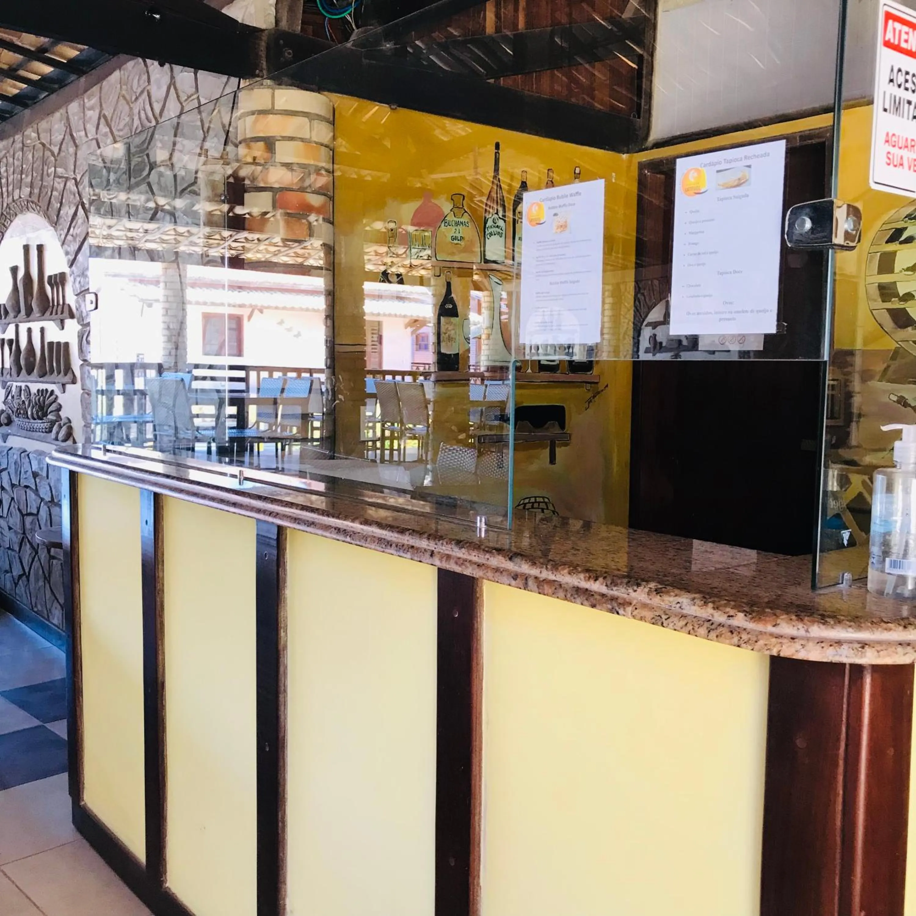 Restaurant/places to eat in Hotel Pousada Latitude