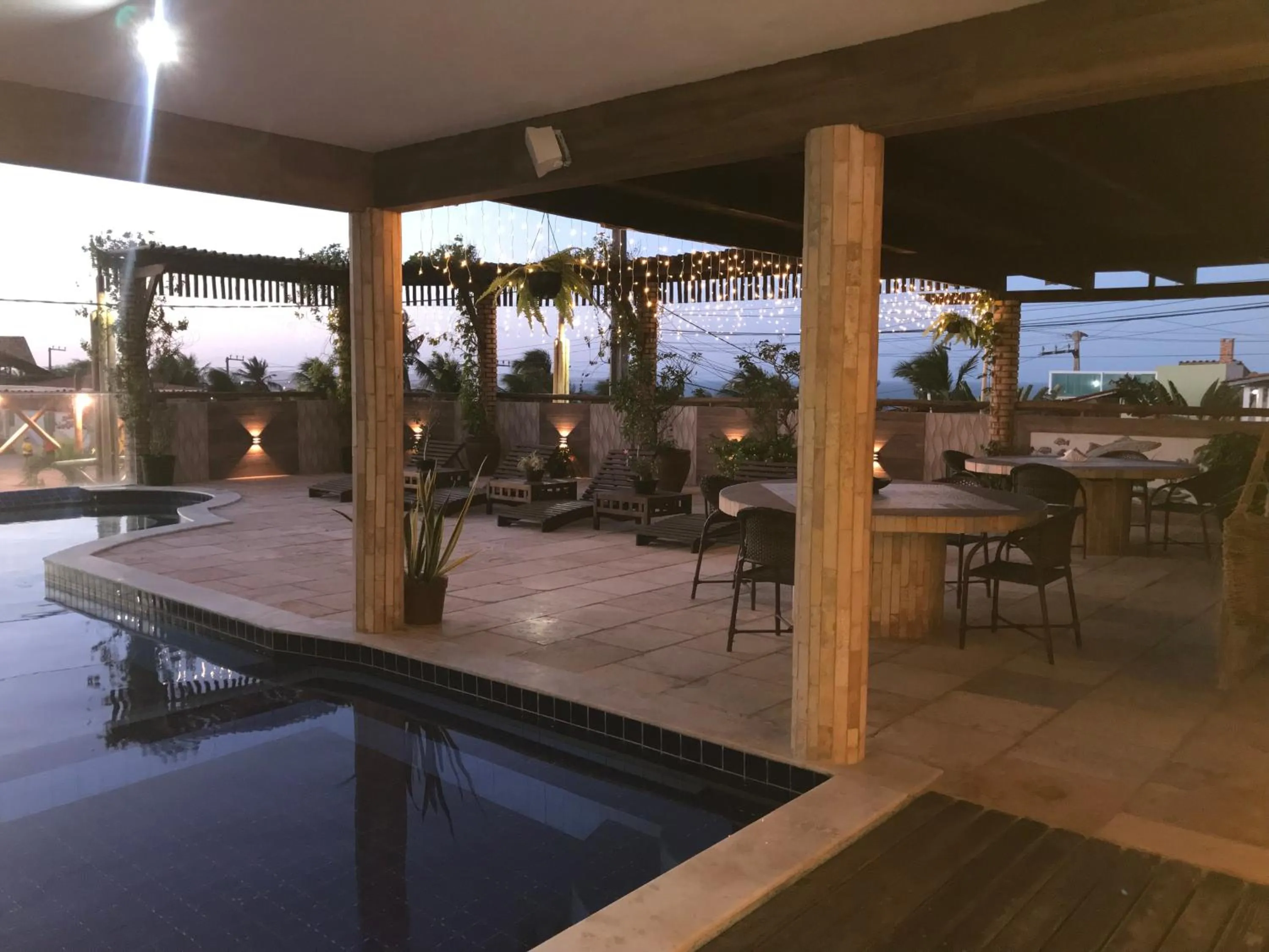 Pool view in Hotel Pousada Latitude