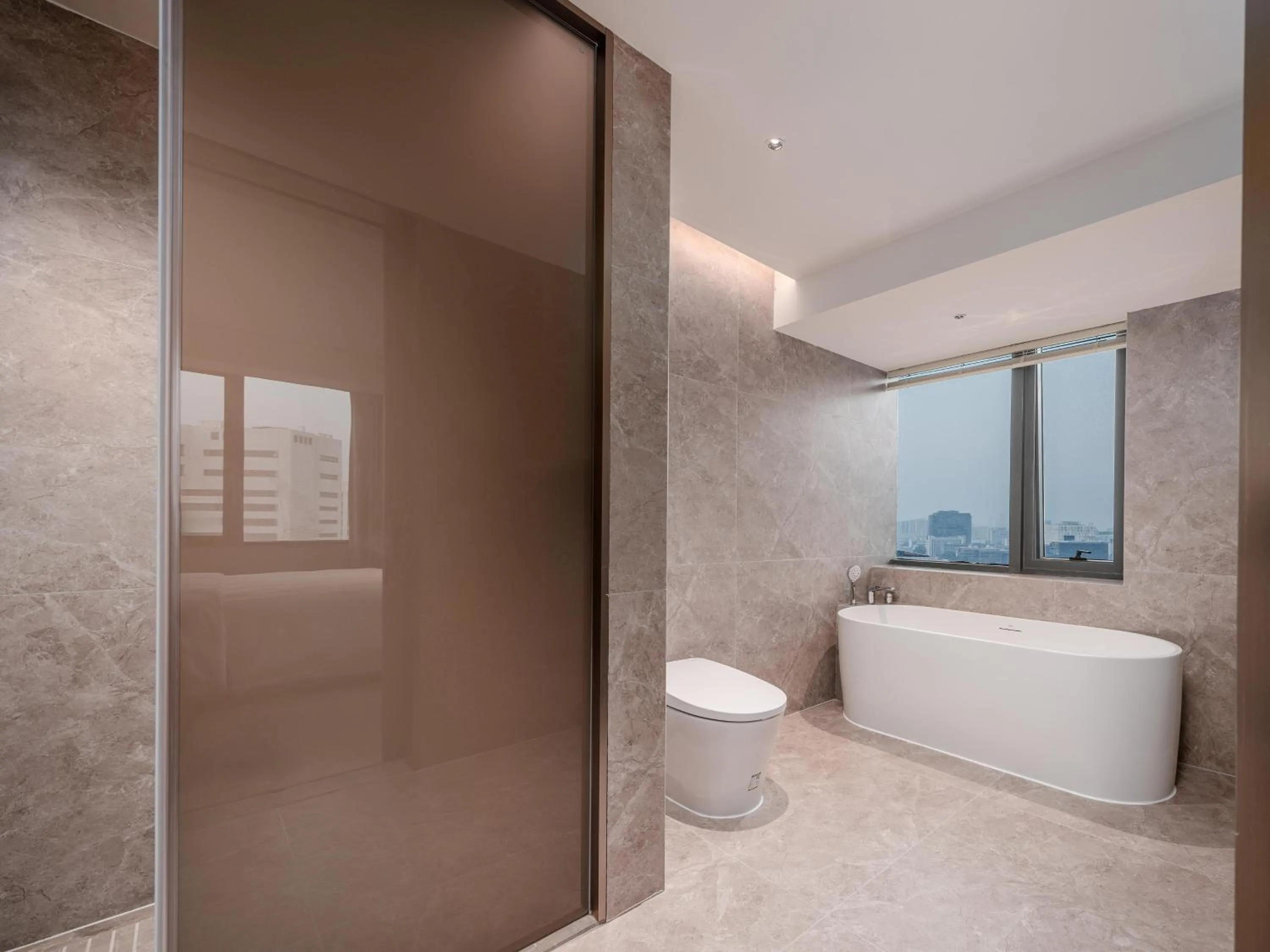 Bathroom in Hilton Garden Inn Shanghai Caohejing Hi-Tech Park