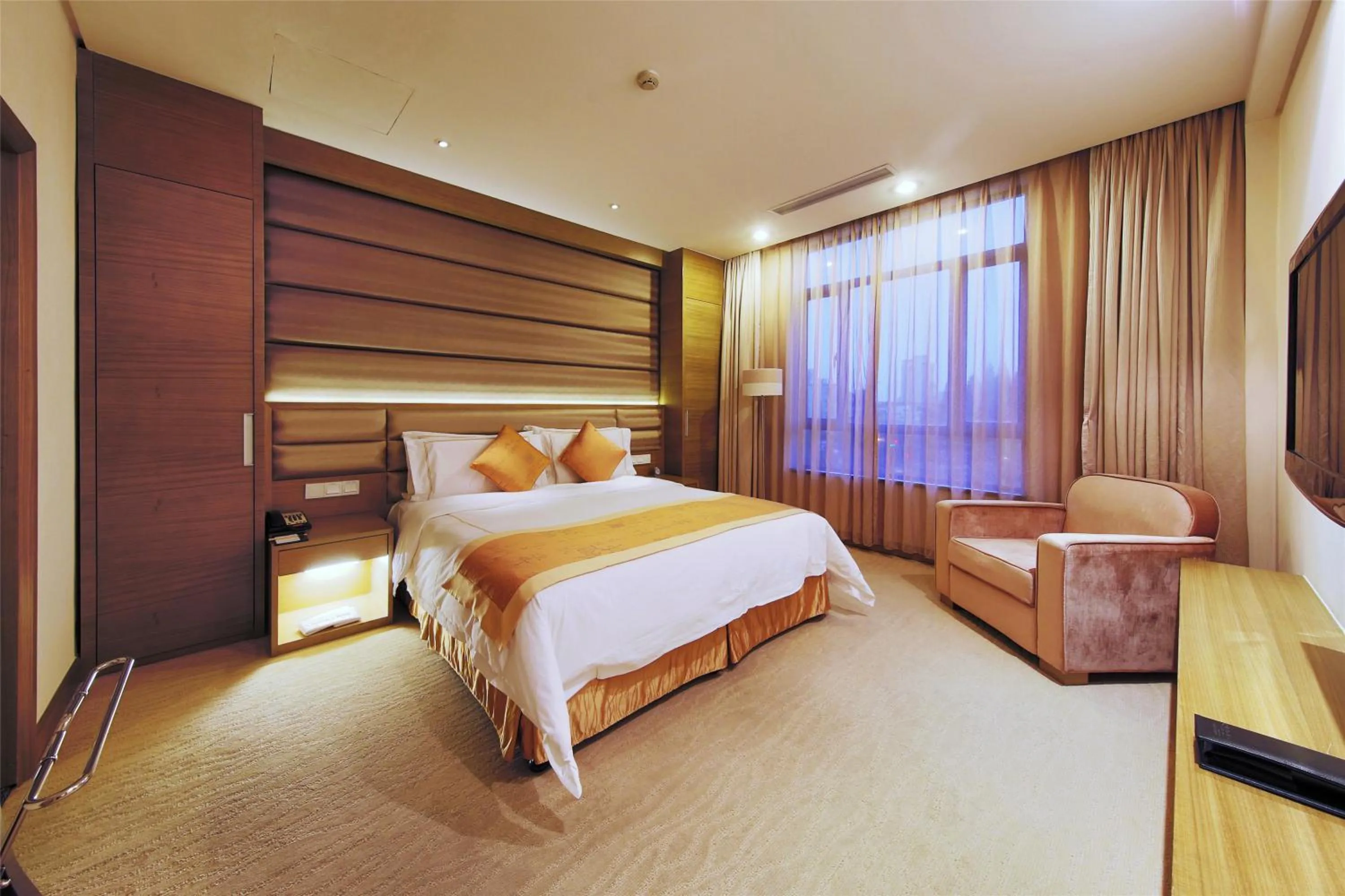 Bed in Hilton Garden Inn Shanghai Caohejing Hi-Tech Park