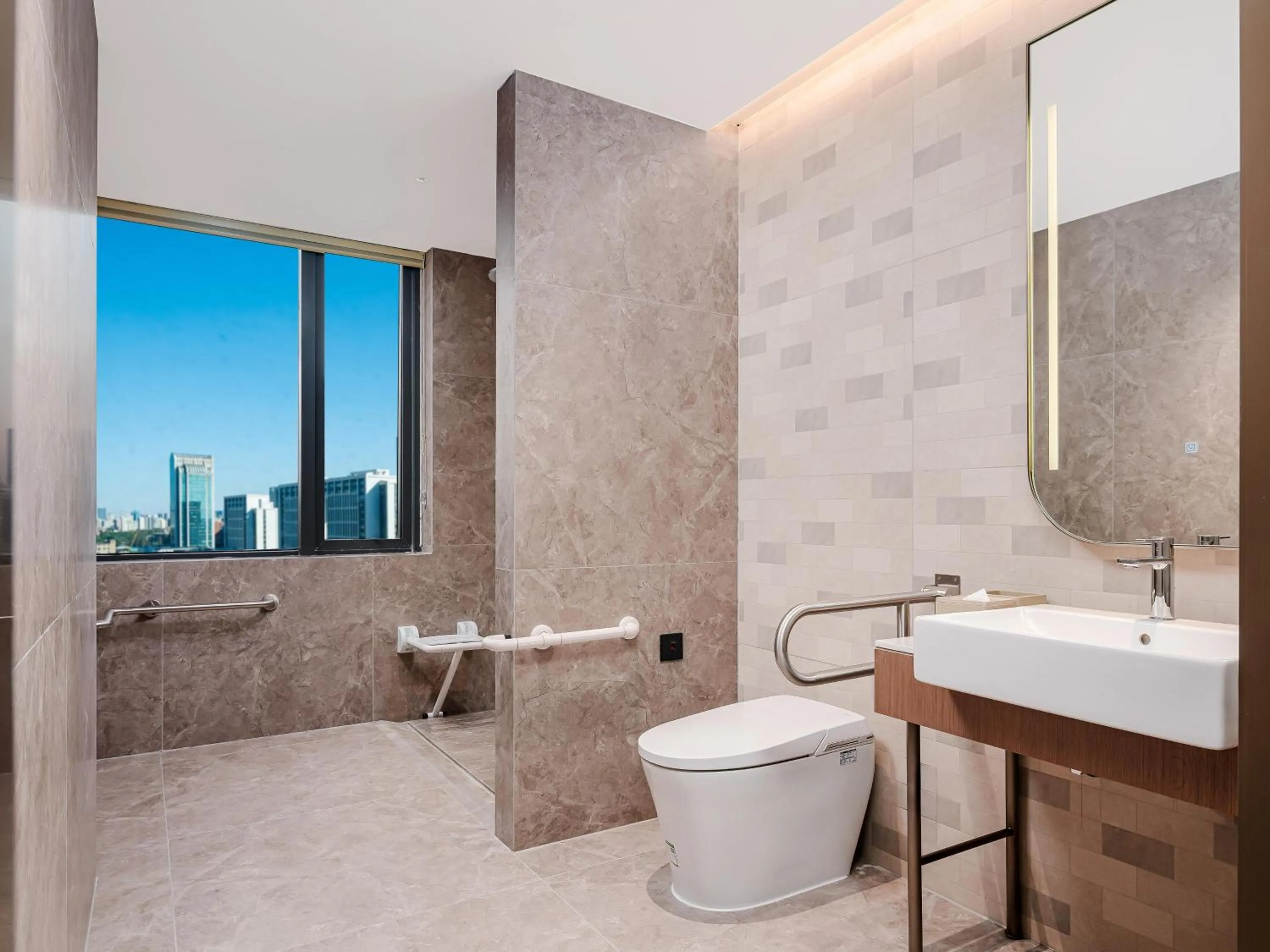 Bathroom in Hilton Garden Inn Shanghai Caohejing Hi-Tech Park