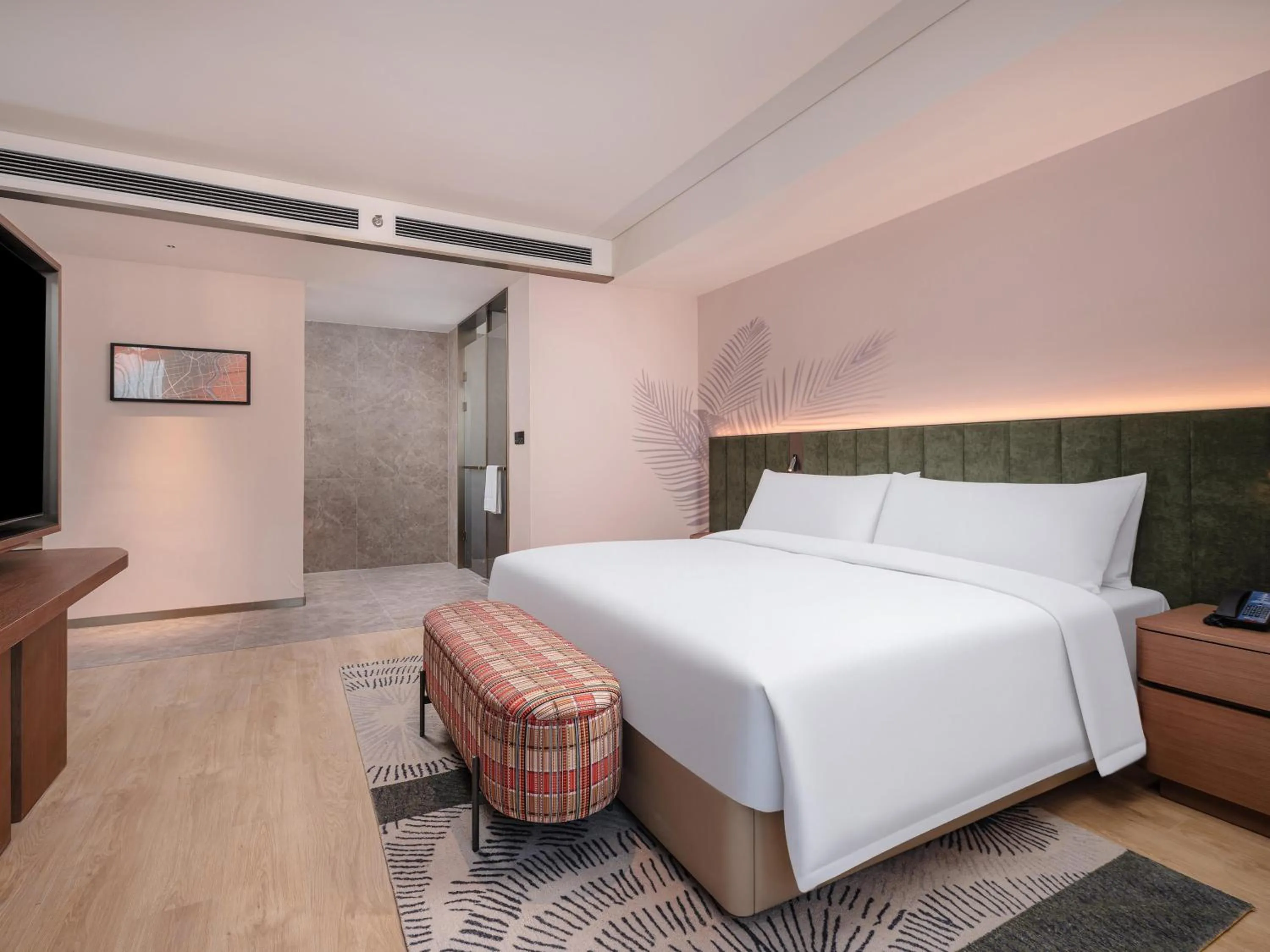 Bed in Hilton Garden Inn Shanghai Caohejing Hi-Tech Park