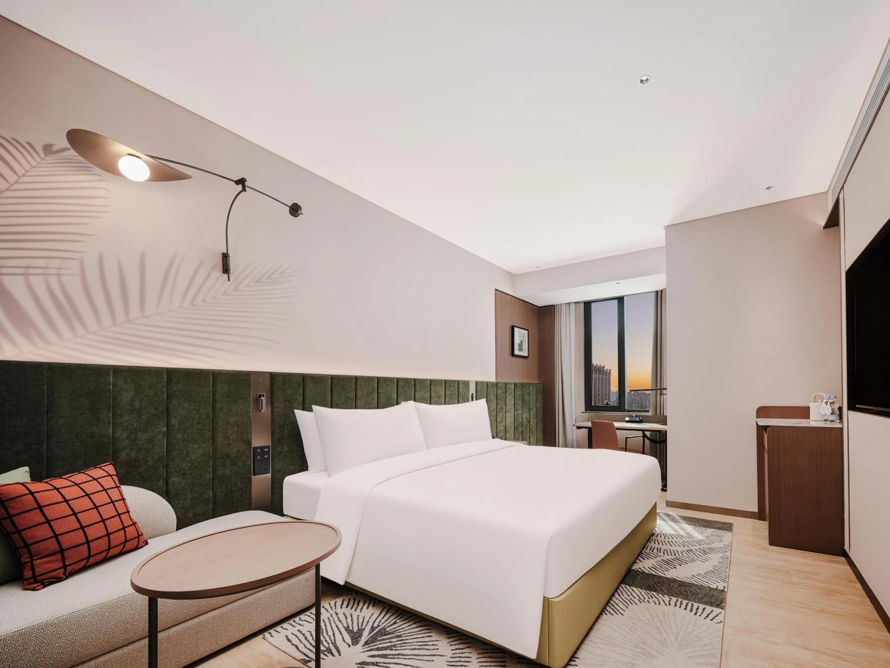 Bed in Hilton Garden Inn Shanghai Caohejing Hi-Tech Park