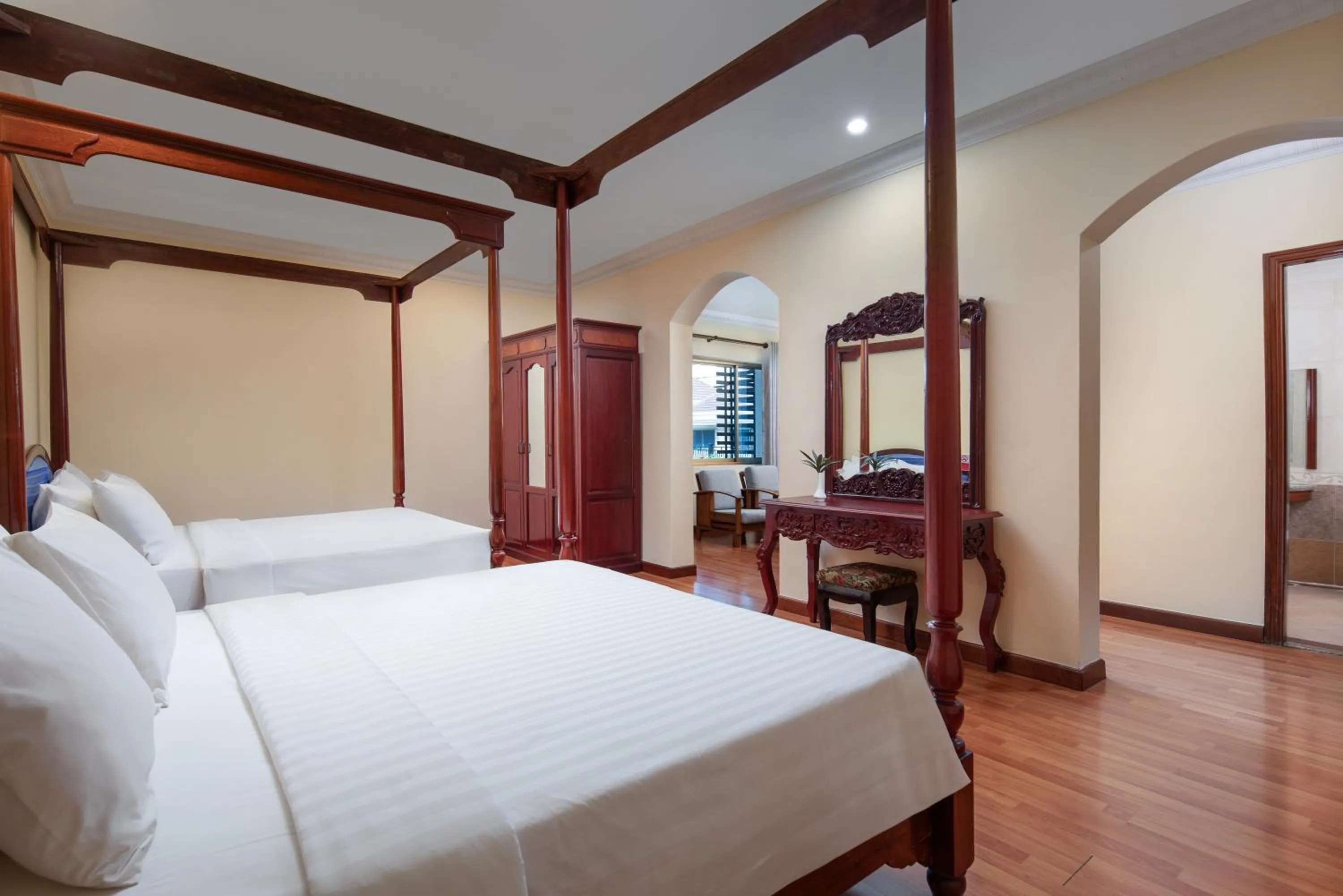 Bed in Baitong Heritage Hotel