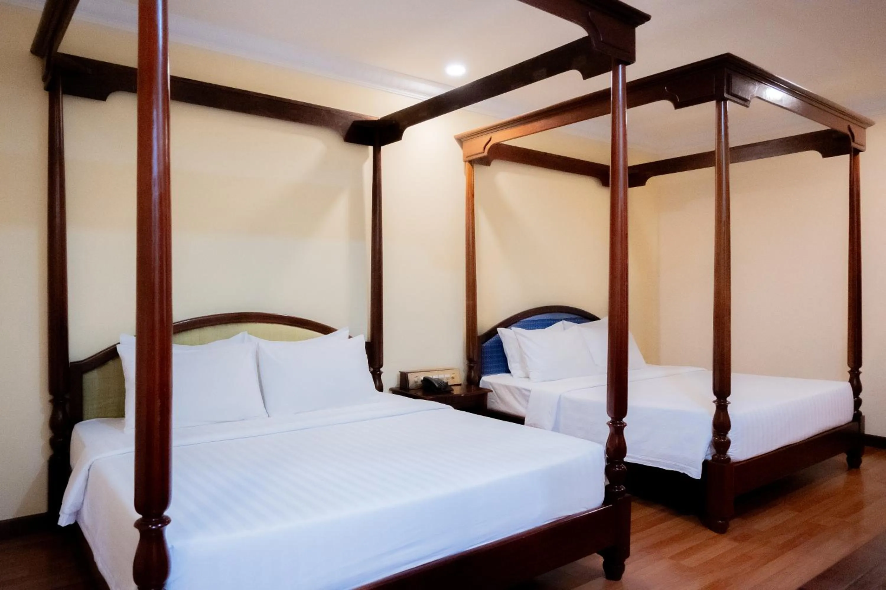 Bed in Baitong Heritage Hotel