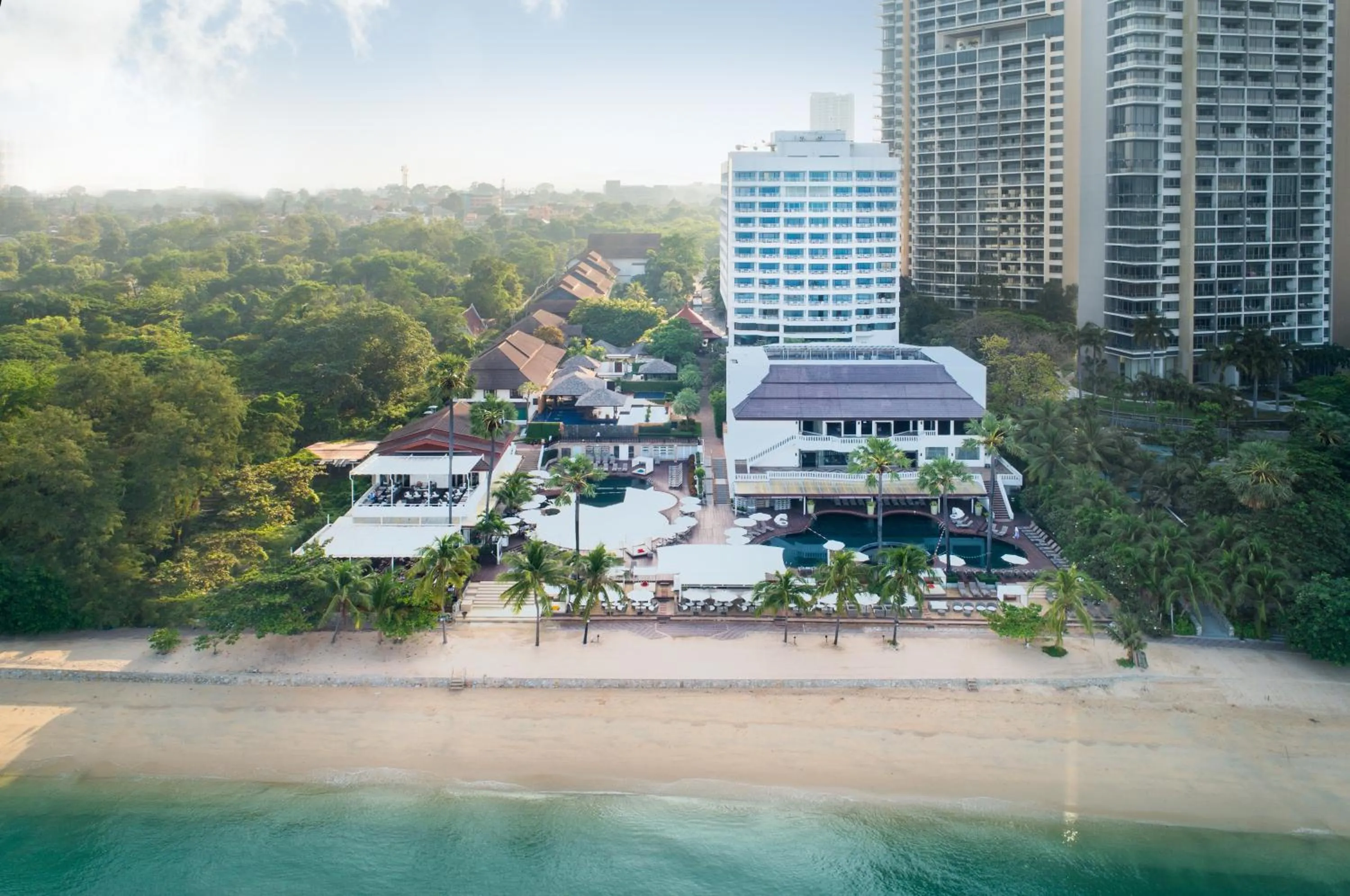 Property building in Pullman Pattaya Hotel G