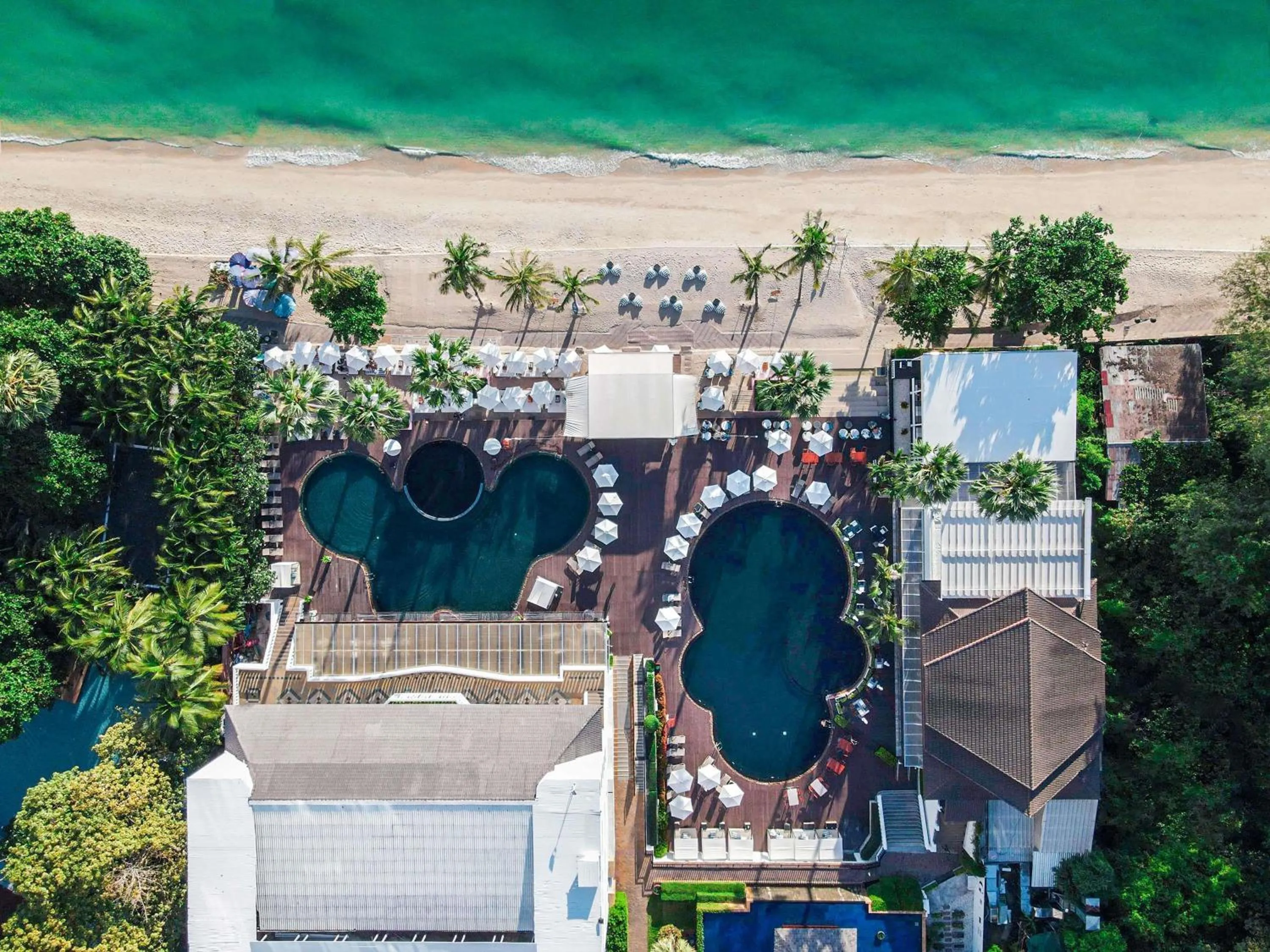 Property building in Pullman Pattaya Hotel G