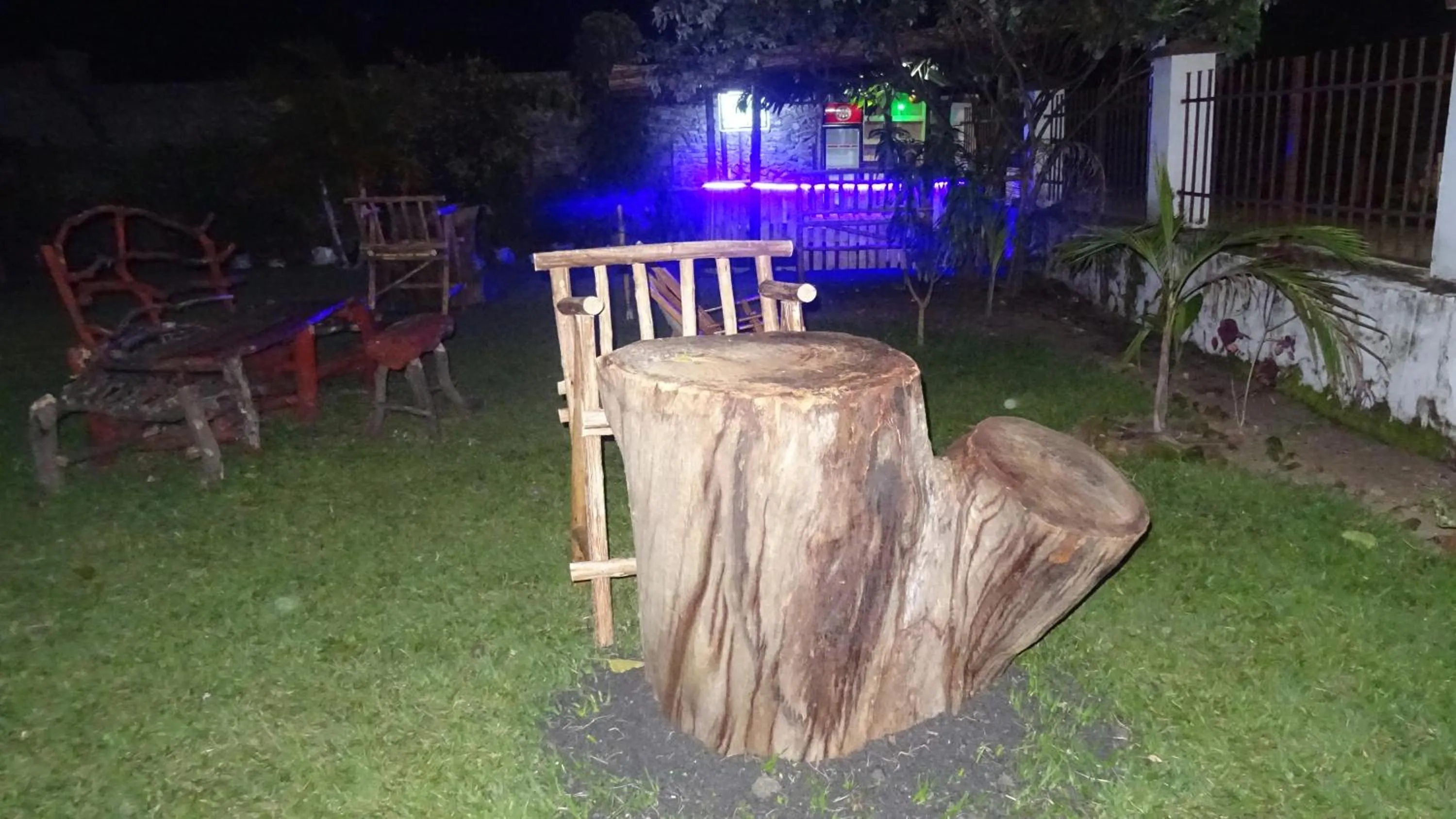 Restaurant/places to eat in Kivu Beach Garden