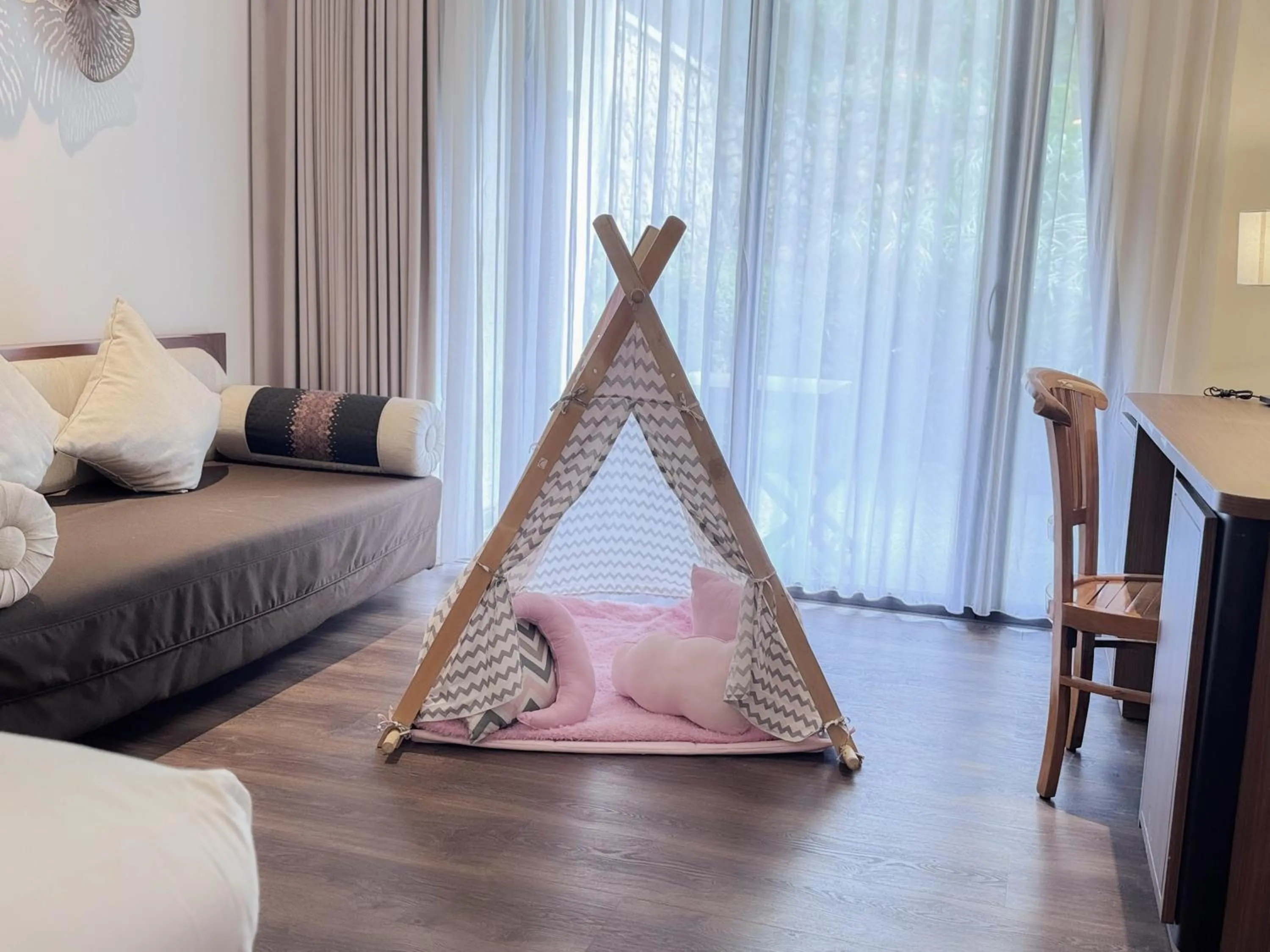 Bed in Novotel Bogor Golf Resort