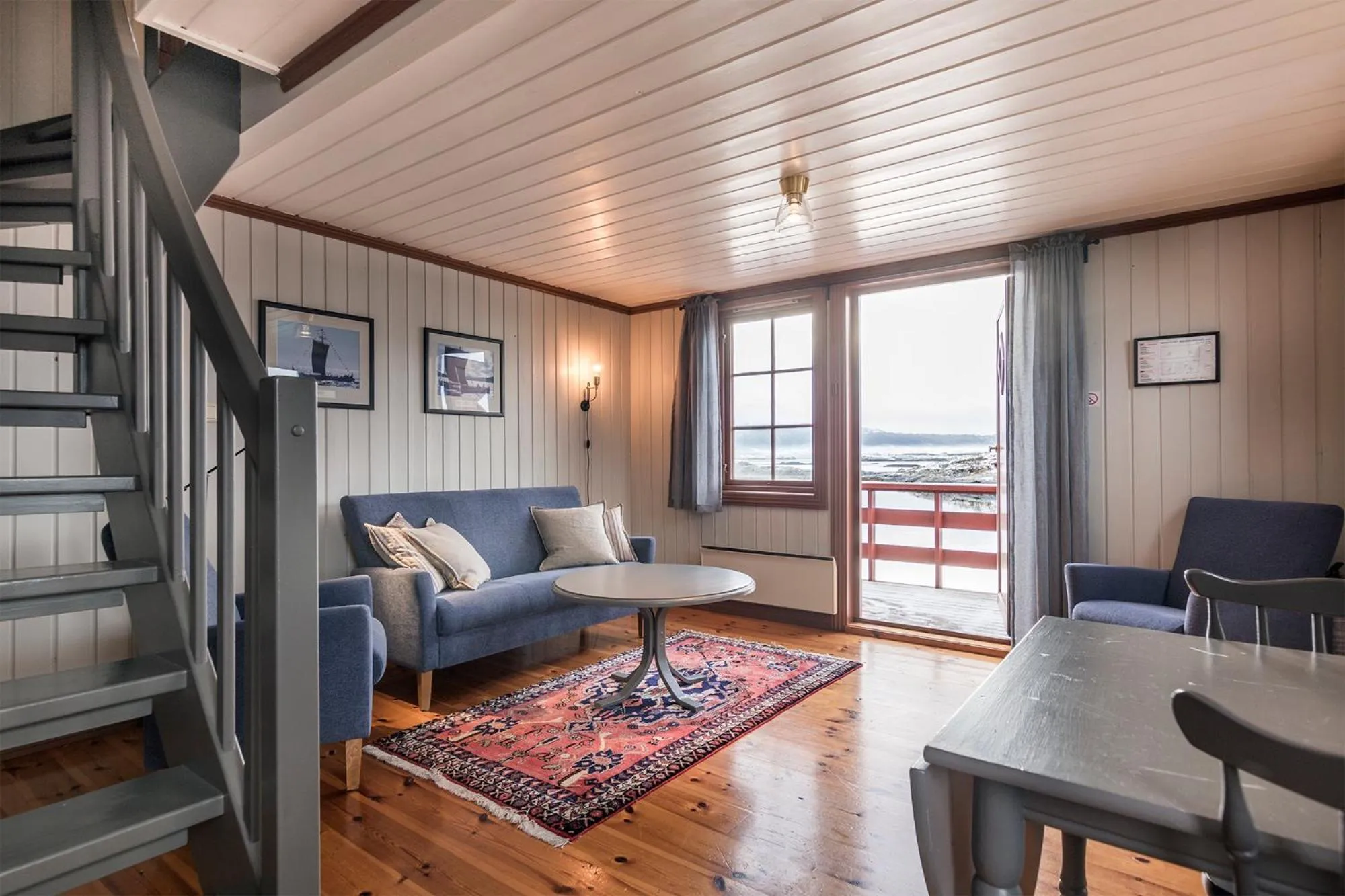 Living room in Håholmen - by Classic Norway Hotels