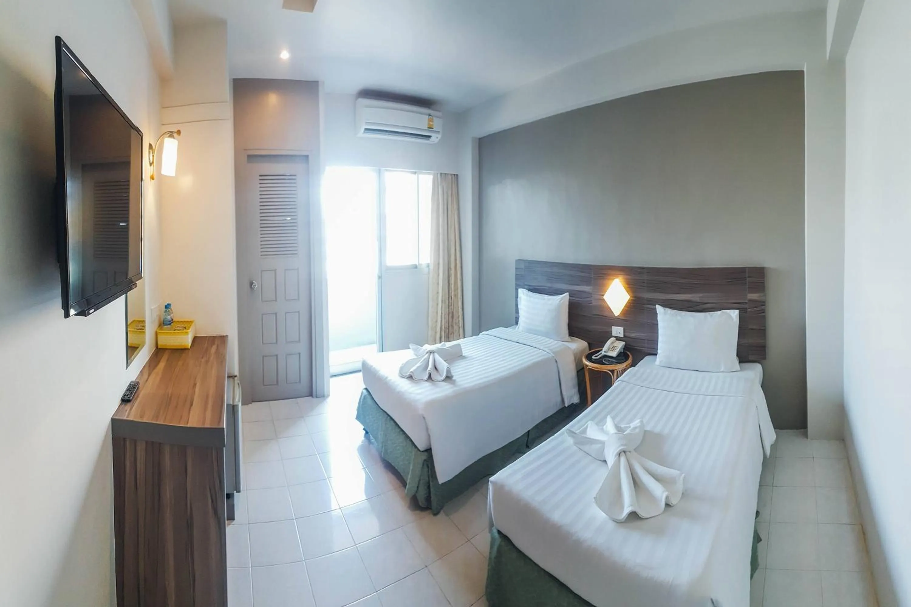 Bedroom, Bed in Eastiny Inn Hotel