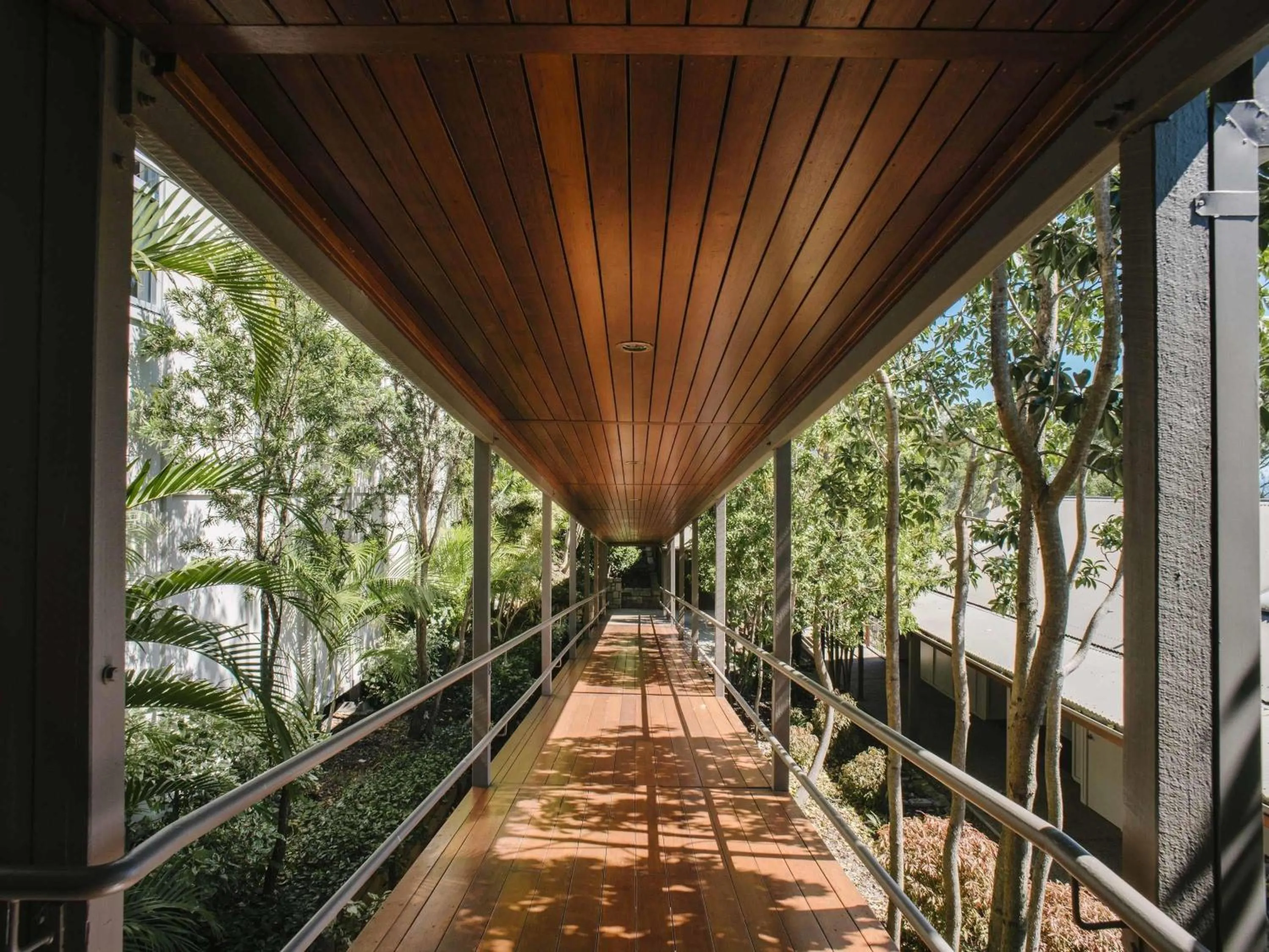 Property building in Mercure Clear Mountain Lodge