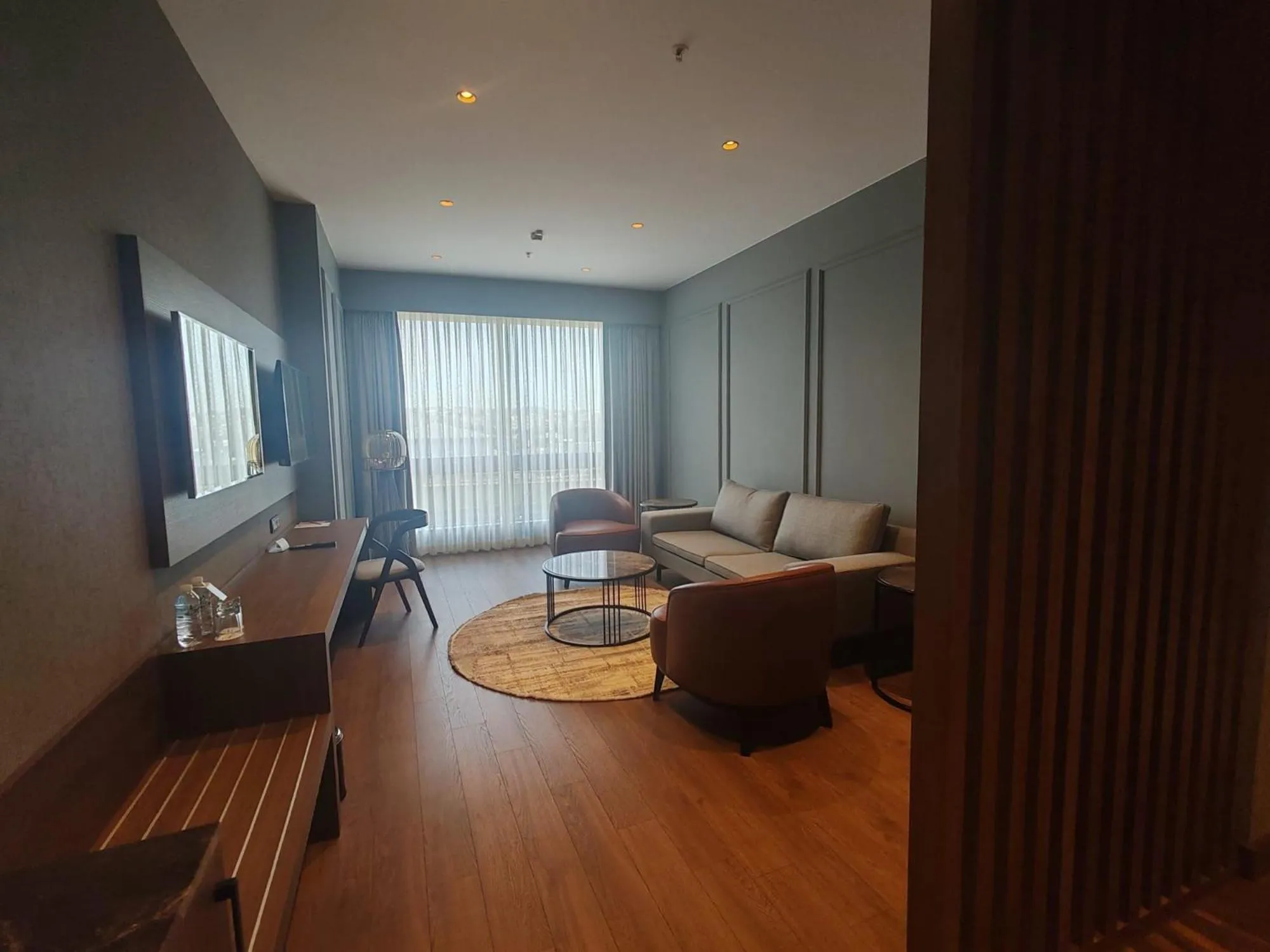 Seating area in ISG Sabiha Gökçen Airport Hotel