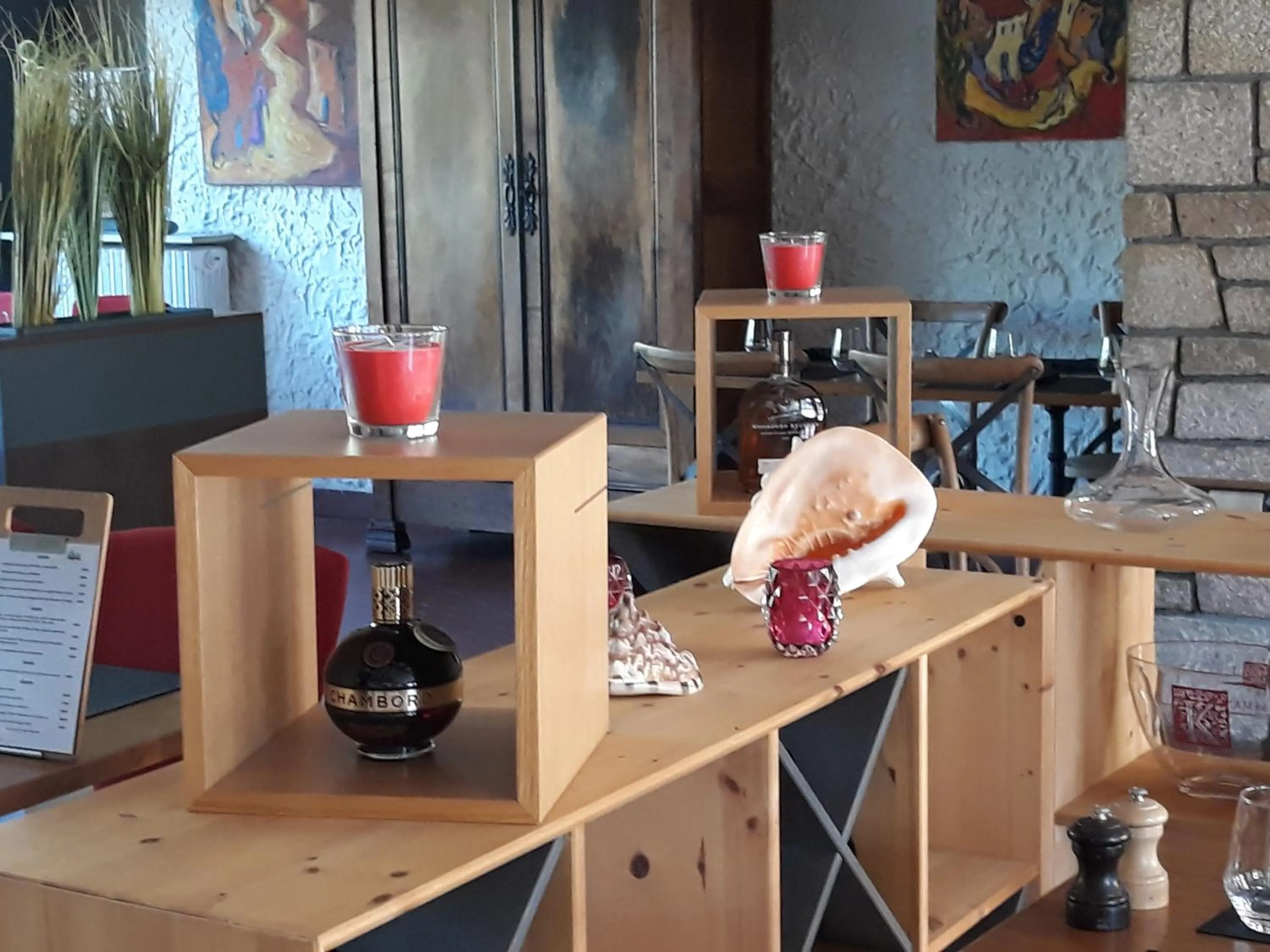 Lounge or bar in Logis Hôtel AMBROISE