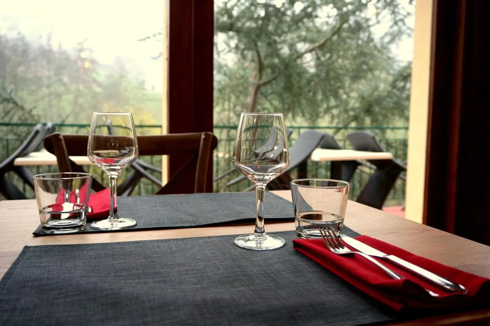 Restaurant/places to eat in Logis Hôtel AMBROISE