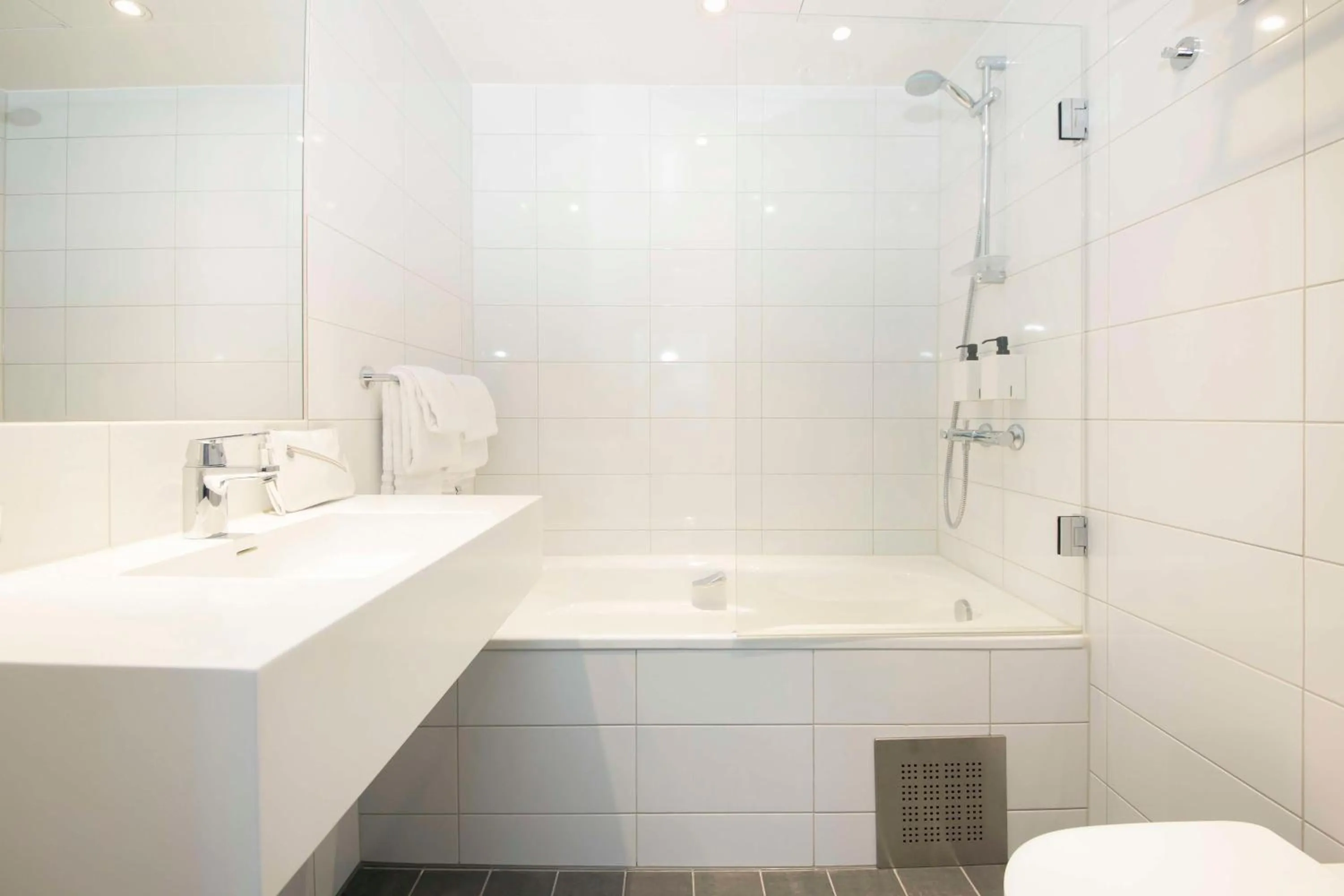 Bathroom in Scandic Byporten