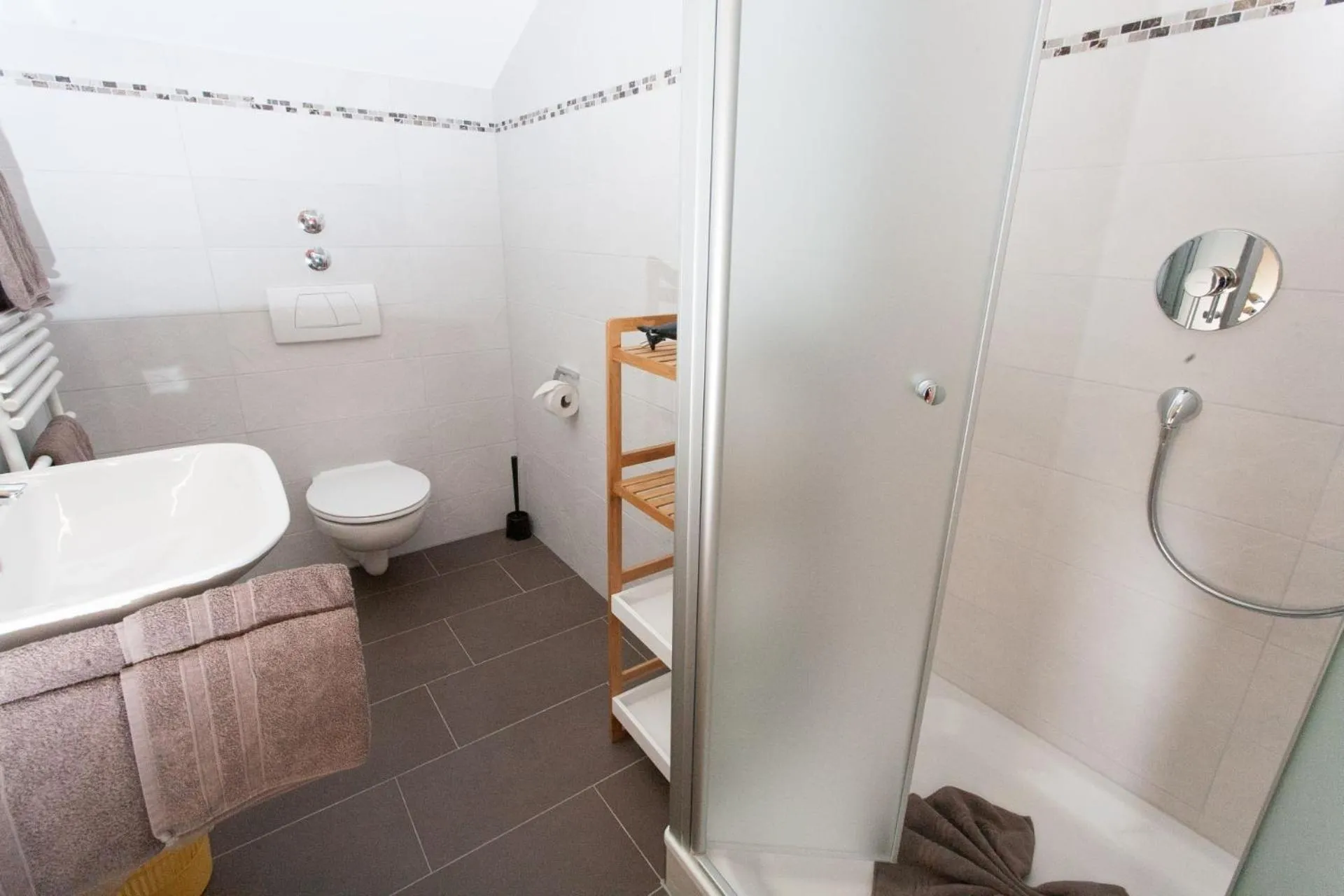 Bathroom in Fideliushaus